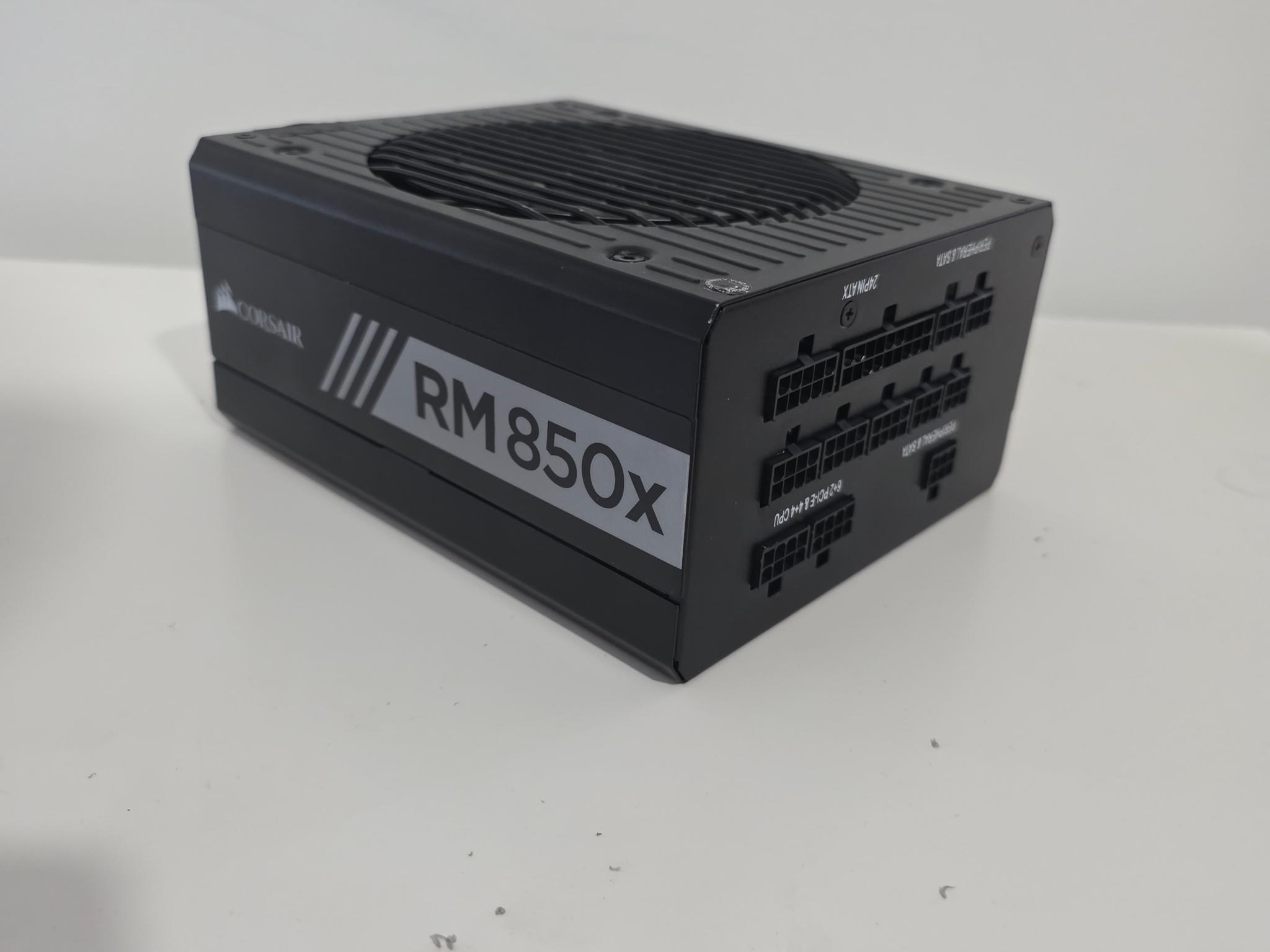 CORSAIR RMX Series, RM850x, 850 Watt, 80+ Gold Certified, Fully Modular Power Supply