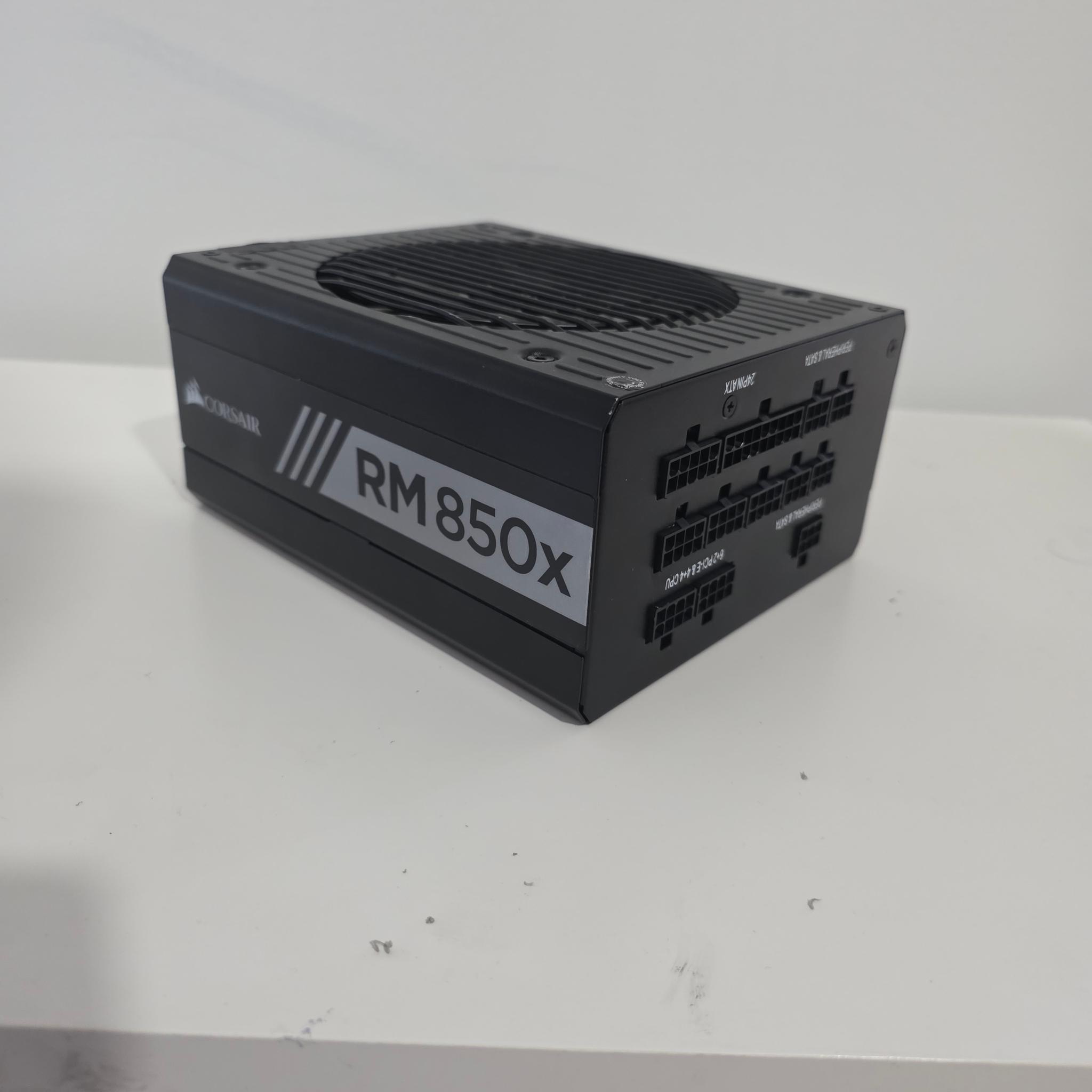CORSAIR RMX Series, RM850x, 850 Watt, 80+ Gold Certified, Fully Modular Power Supply