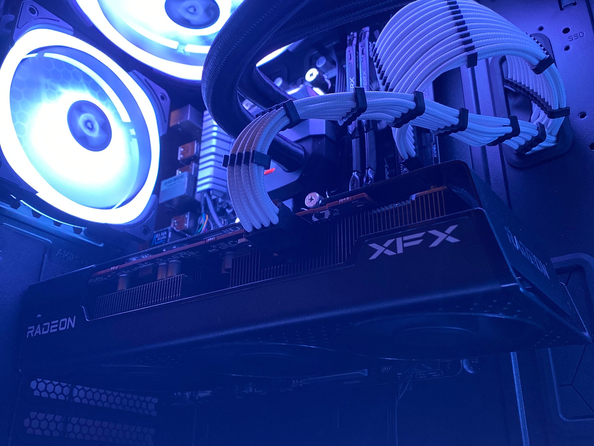 Kuroi ryū|RX6600XT|Ryzen 5 5600|Corsair AIO|32GB RAM HyperX Fury|1TB Crucial P3 Plus NVMe|Windows 11