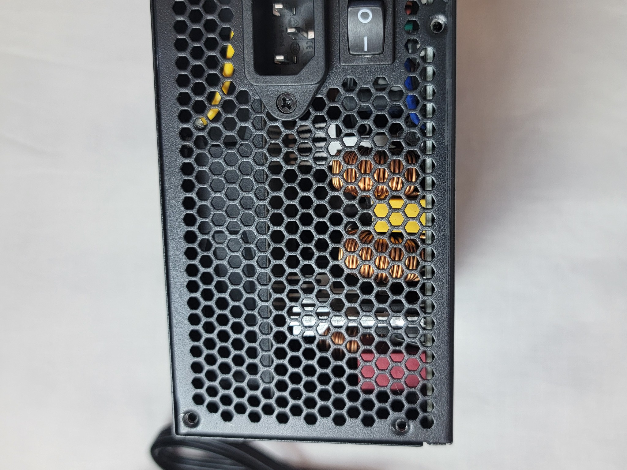 Aresgame AGS850 850W Gold Modular Power Supply (For Parts)