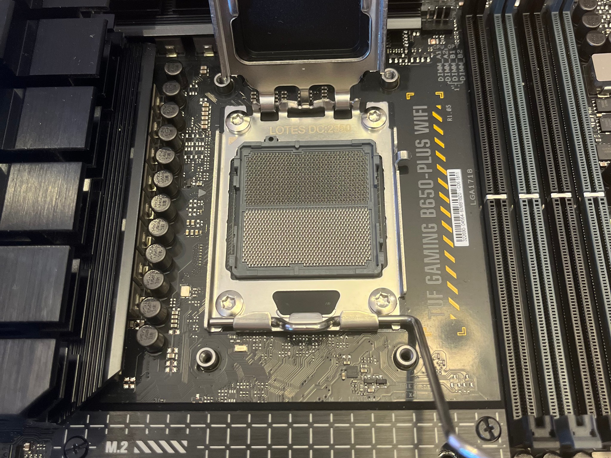 ASUS TUF GAMING B650-PLUS WIFI