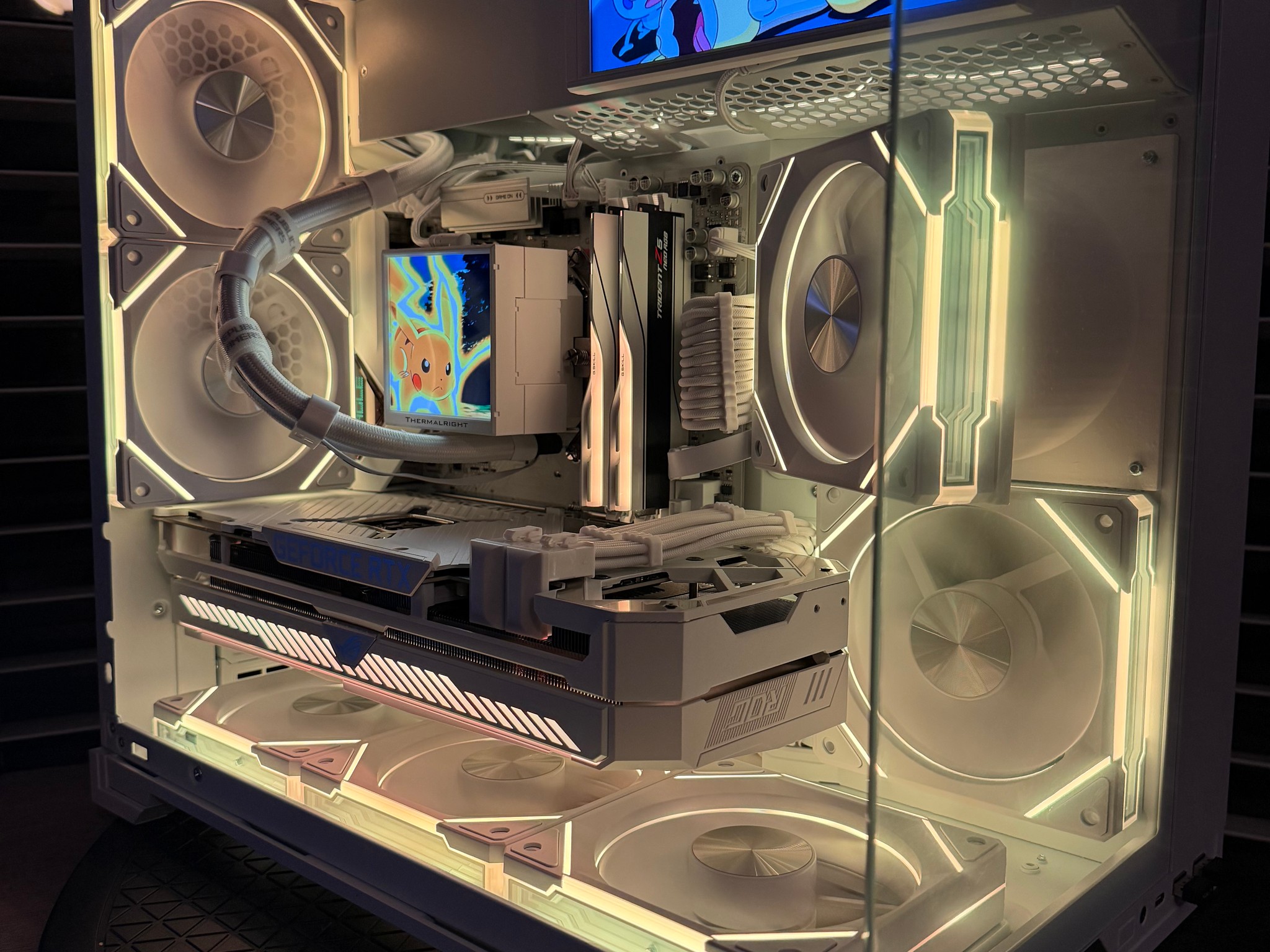 NEW Ryzen 5 7600X | ASUS ROG RTX 3070 White | 32GB DDR5 | 1TB | LCD AIO