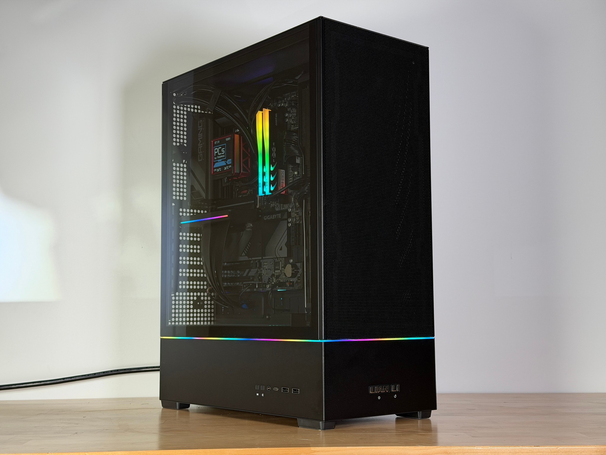 RTX 5070TI Ryzen 7 7800X3D Gaming PC 2TB SSD 32GB RAM