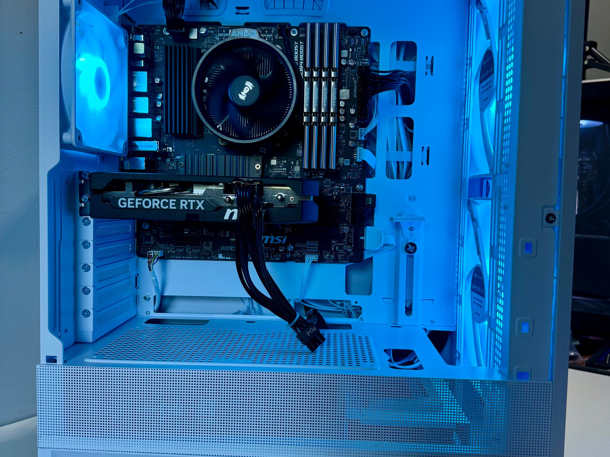 RTX 5060, 32gb Ram, Ryzen 5 | Custom Gaming PC
