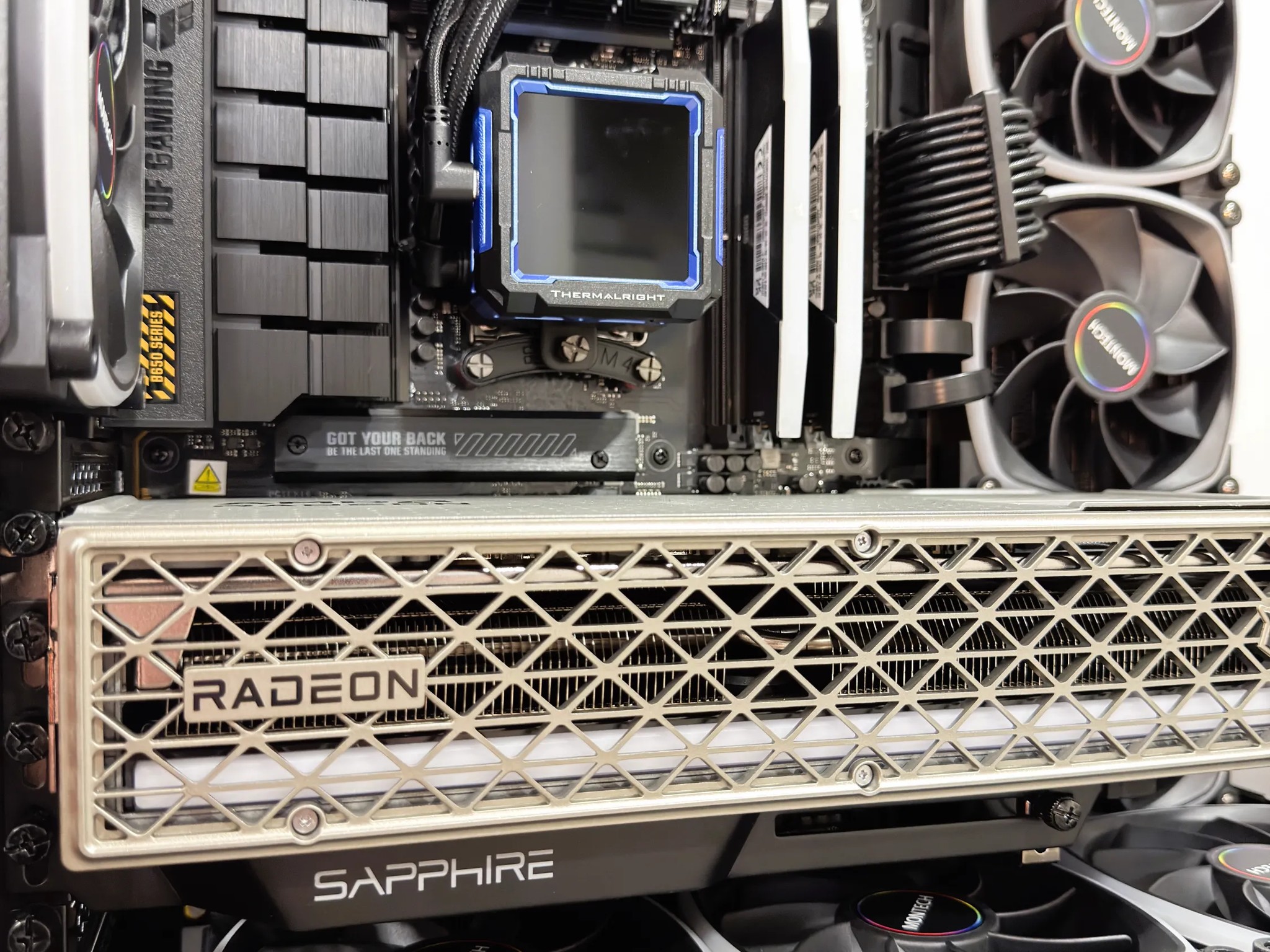 NITRO+ | Ryzen 7 9800X3D | RX 9070 XT | 32GB DDR5 | 2TB SSD | 850w Gold