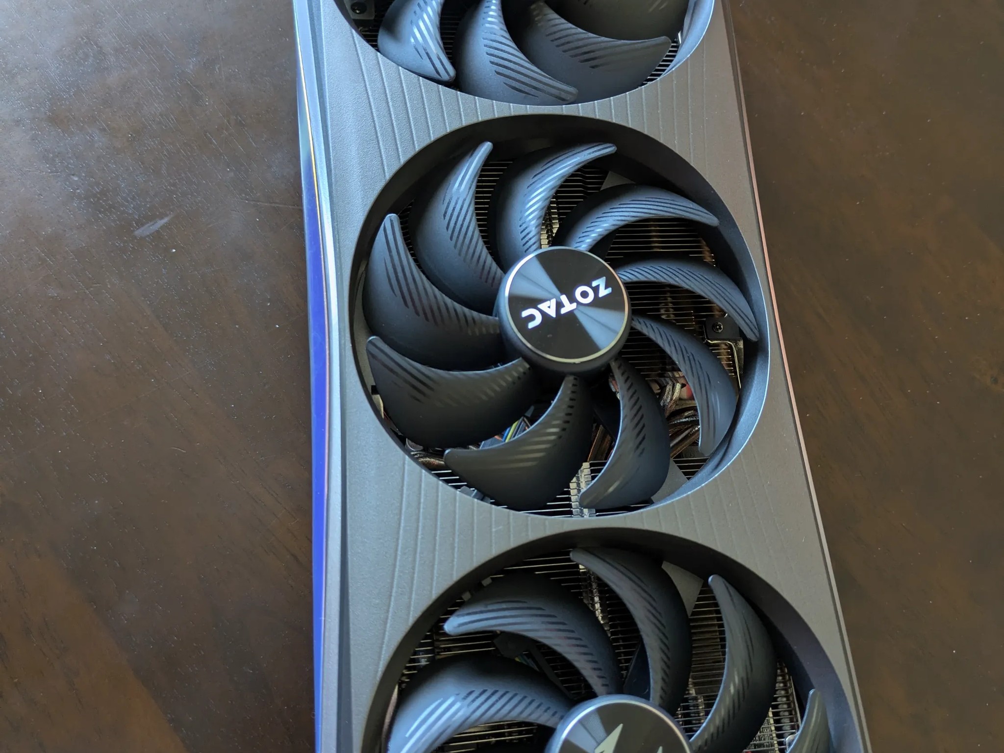 ZOTAC GeForce RTX 4070 Ti AMP Extreme AIRO - ZOTAC's flagship Cooler. Factory OC. DLSS 3 & 4