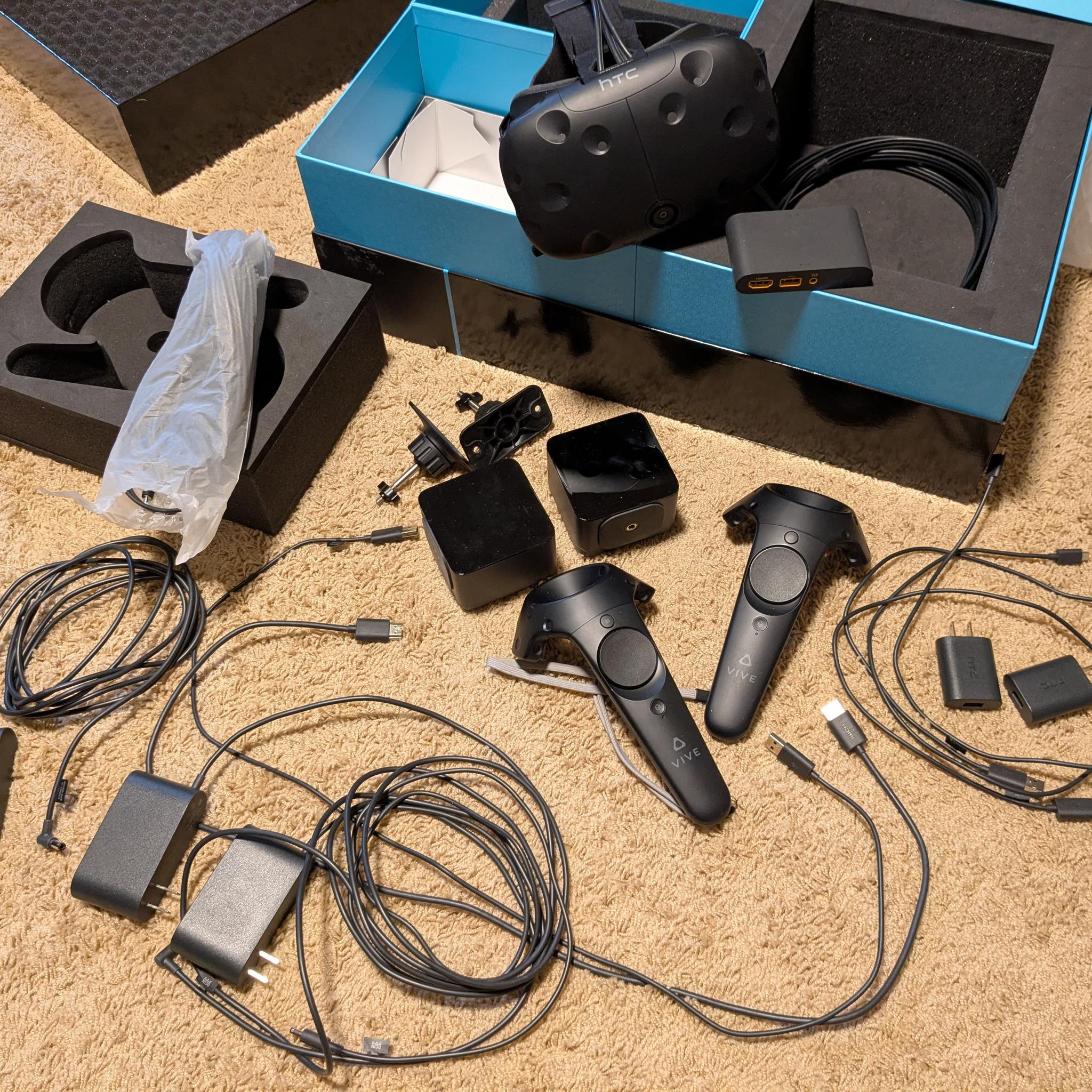 HTC Vive Full Kit - HMD, Original Box, and all parts