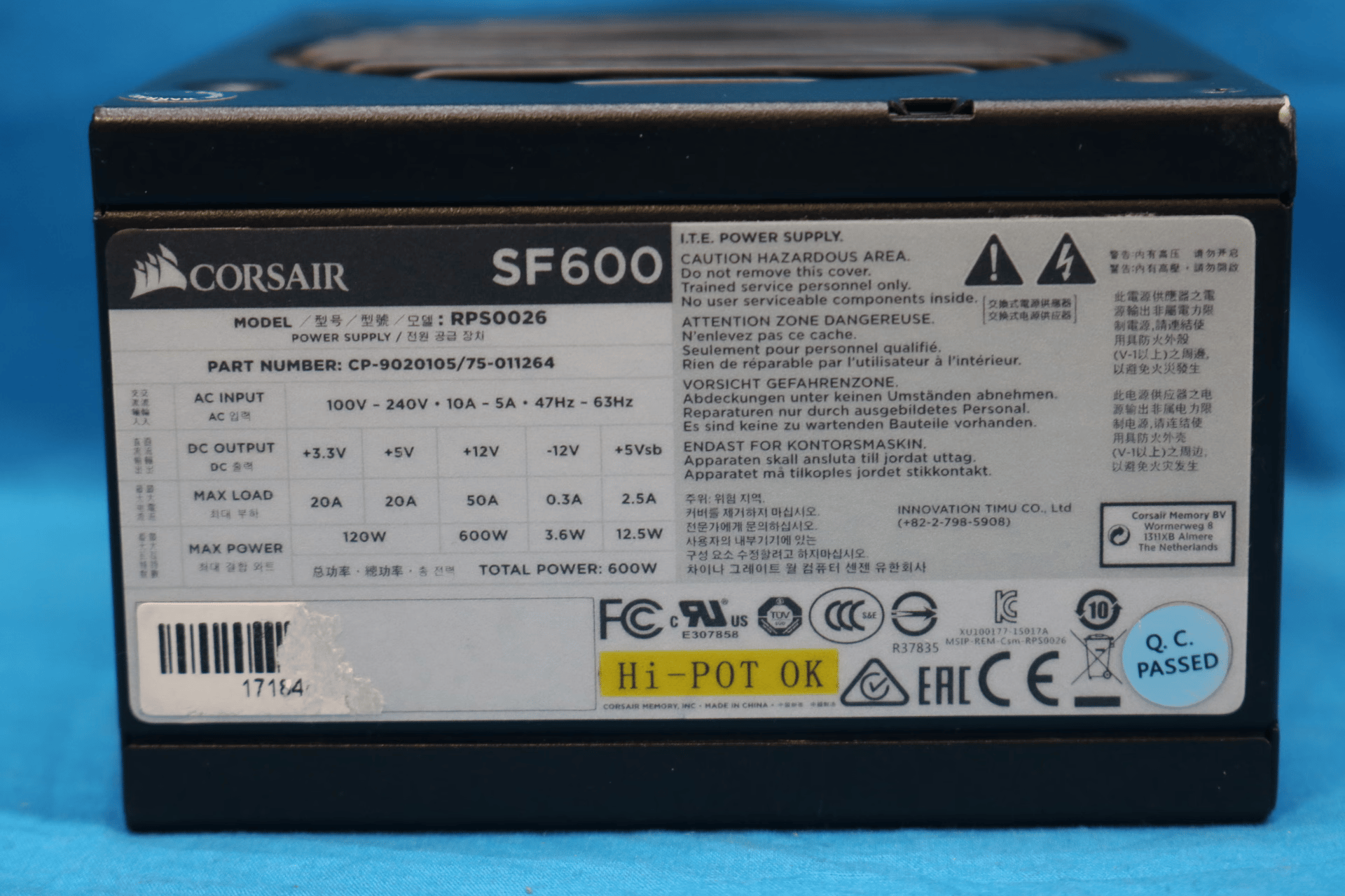 Corsair SF600 600W 80 PLUS Gold Fully-Modular SFX Desktop Power Supply CP-9020105 RPS0026