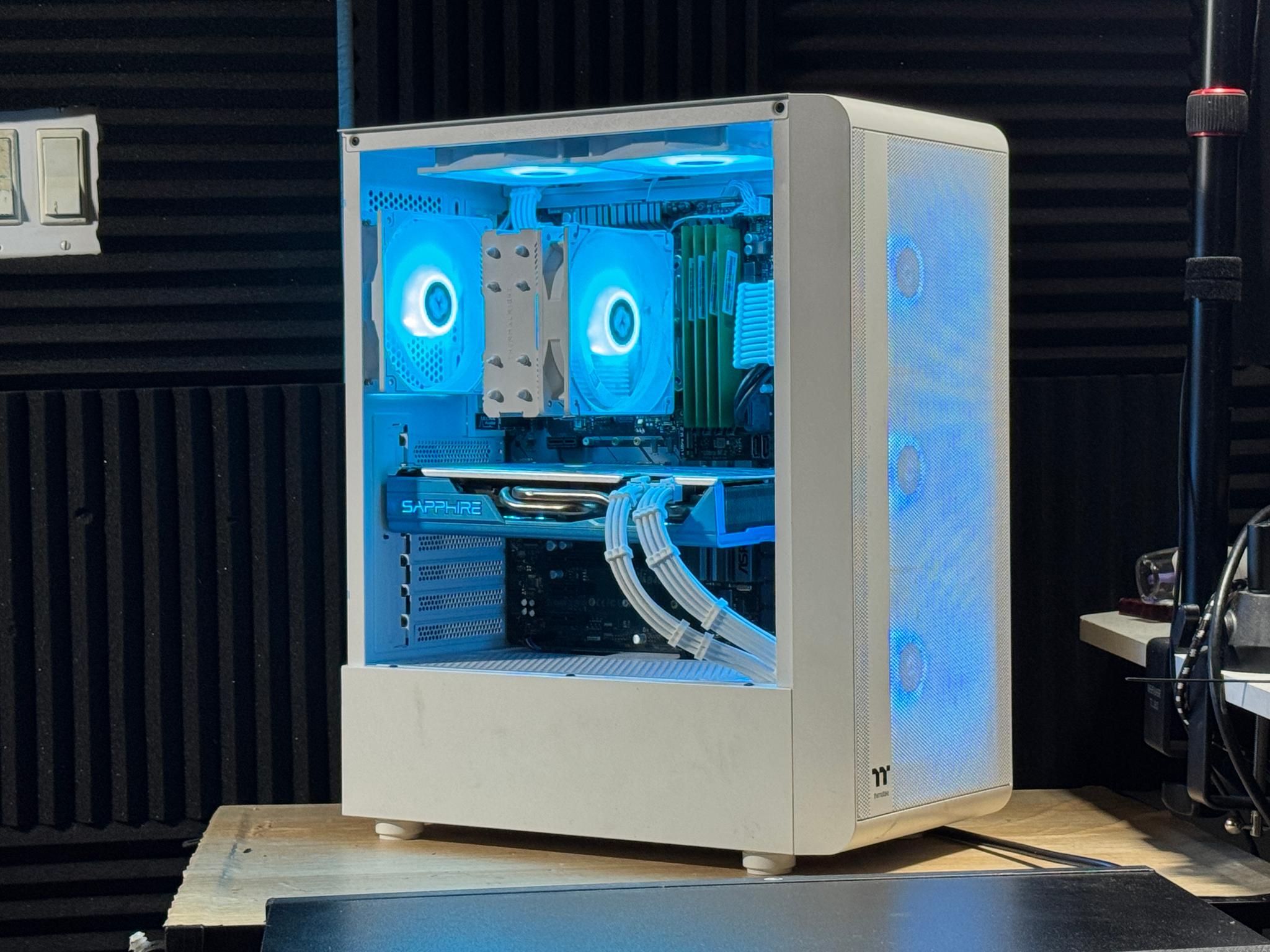 🔥⚪️ Ryzen 5 3600 |.RX 590 8GB | 16GB DDR4 | 256GB SSD + 1TB HDD
