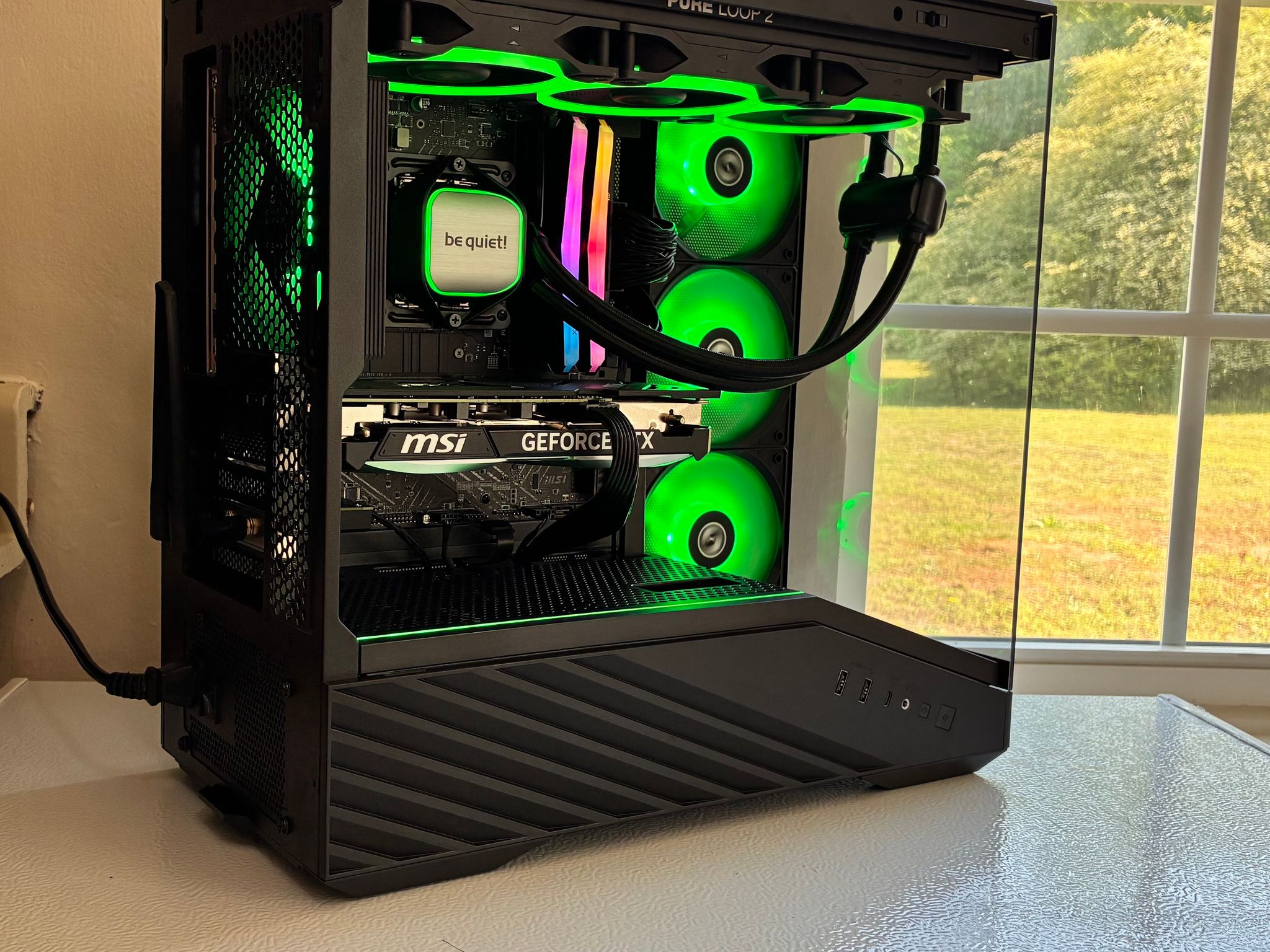 4070 Super | 14600K | 32GB RAM | 750W Power Supply | 1TB SSD | 360mm AIO | Gaming PC