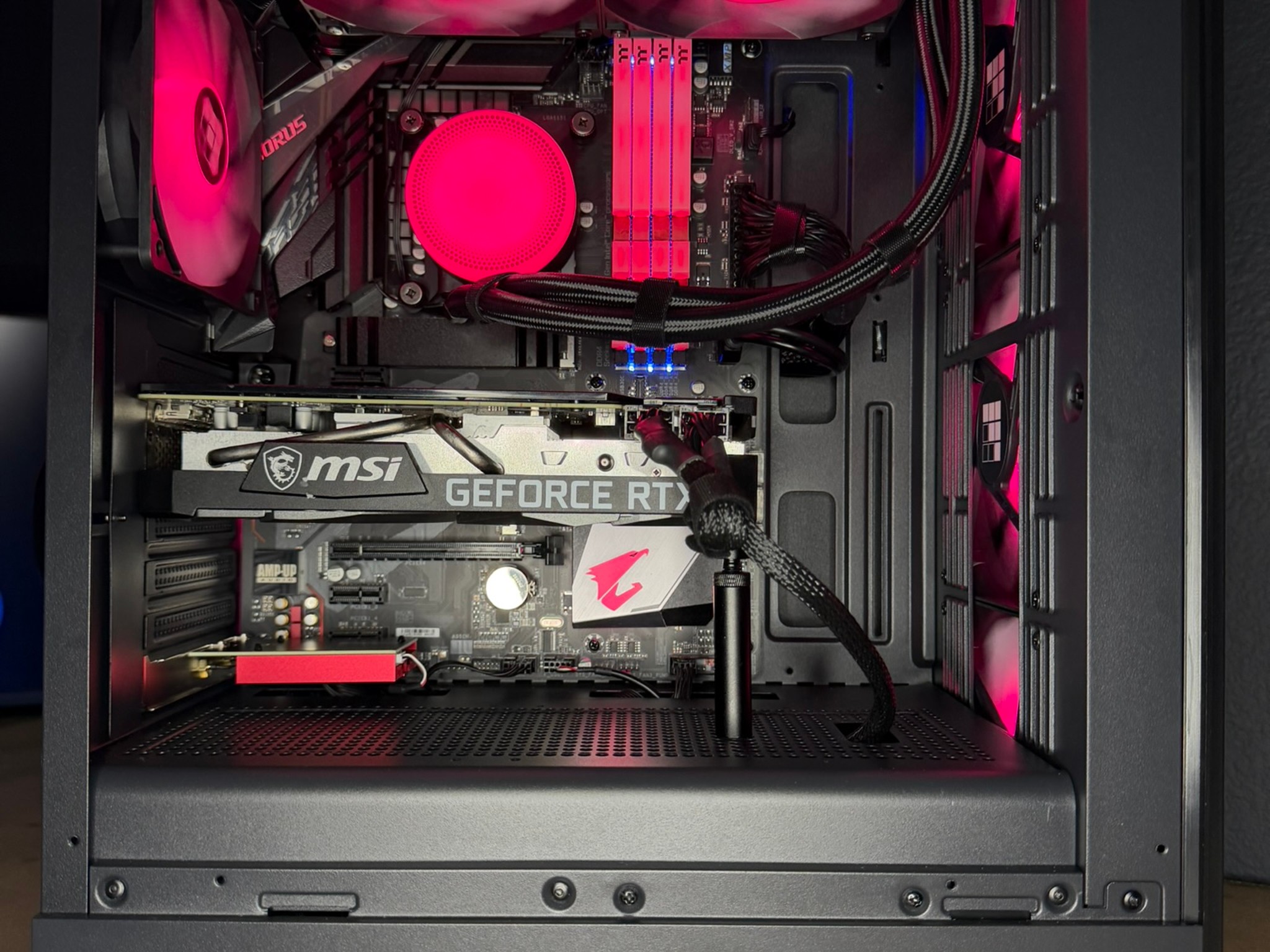 1440p Baddie | RTX 3070 | Intel i9 9900KF | 32GB DDR4 | 1 TB | WiFi