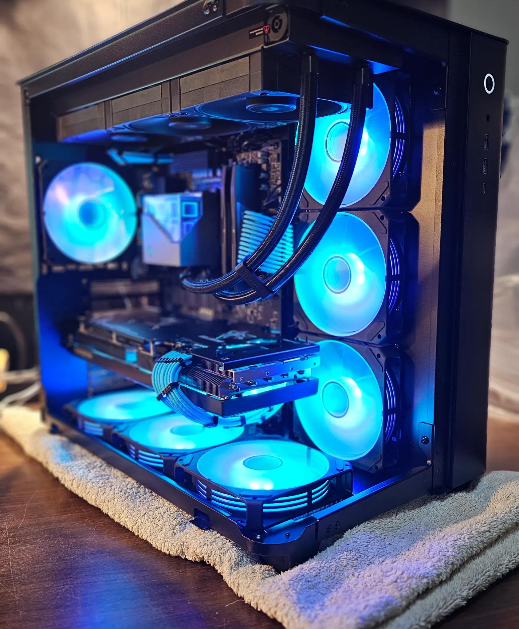 🐺HELLHOUND🐺| 1440P/4K | RX 7800XT | RYZEN 7600X | 32GB DDR5 | GAMING PC - (NEW IN BOX) $1499