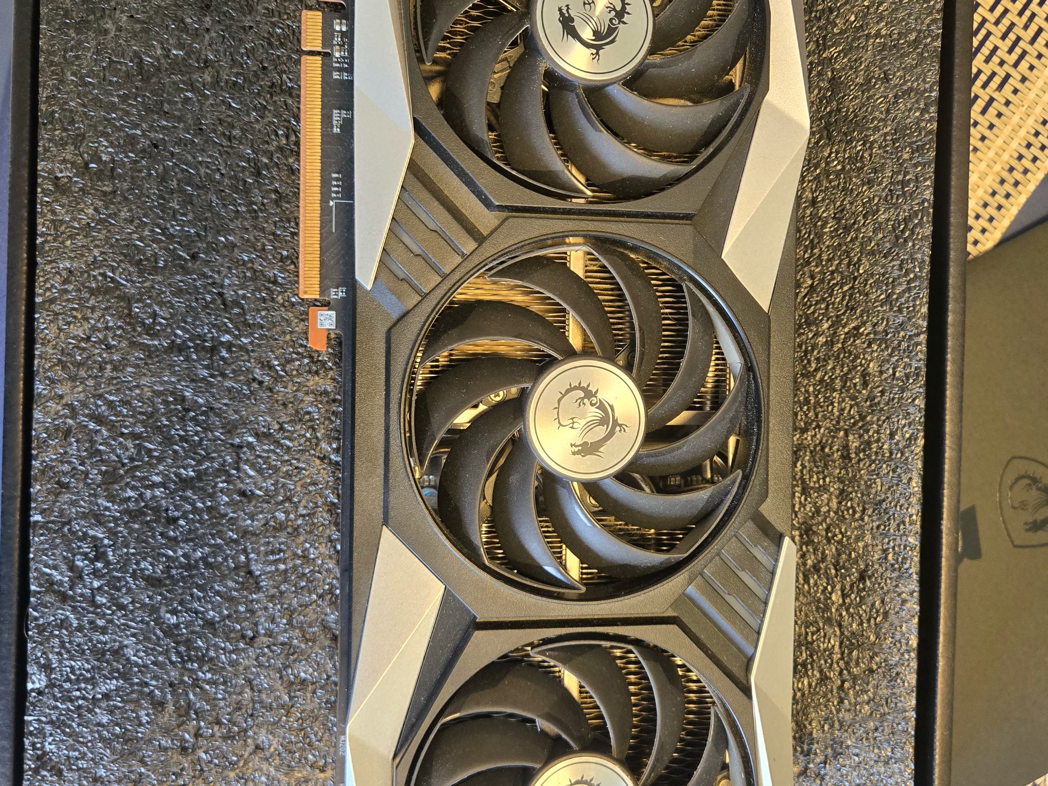 MSI GAMING Z TRIO Radeon RX 6800 XT