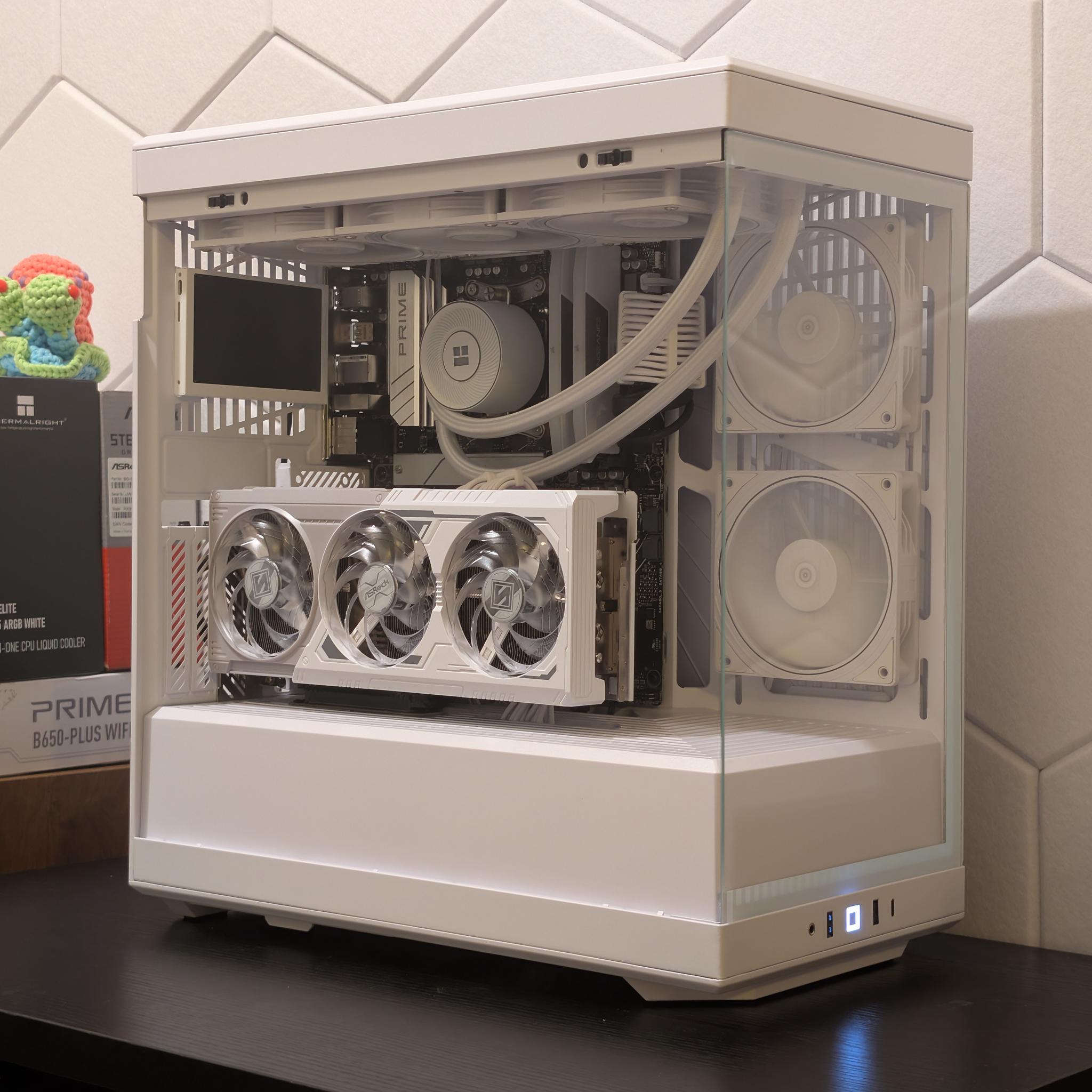 🐻‍❄️🔥4K Gaming Beast | RX 9070XT | Ryzen 7 7800X3D | 2TB SSD | 32GB RAM | WiFi 6 & BT🔥🐻‍❄️