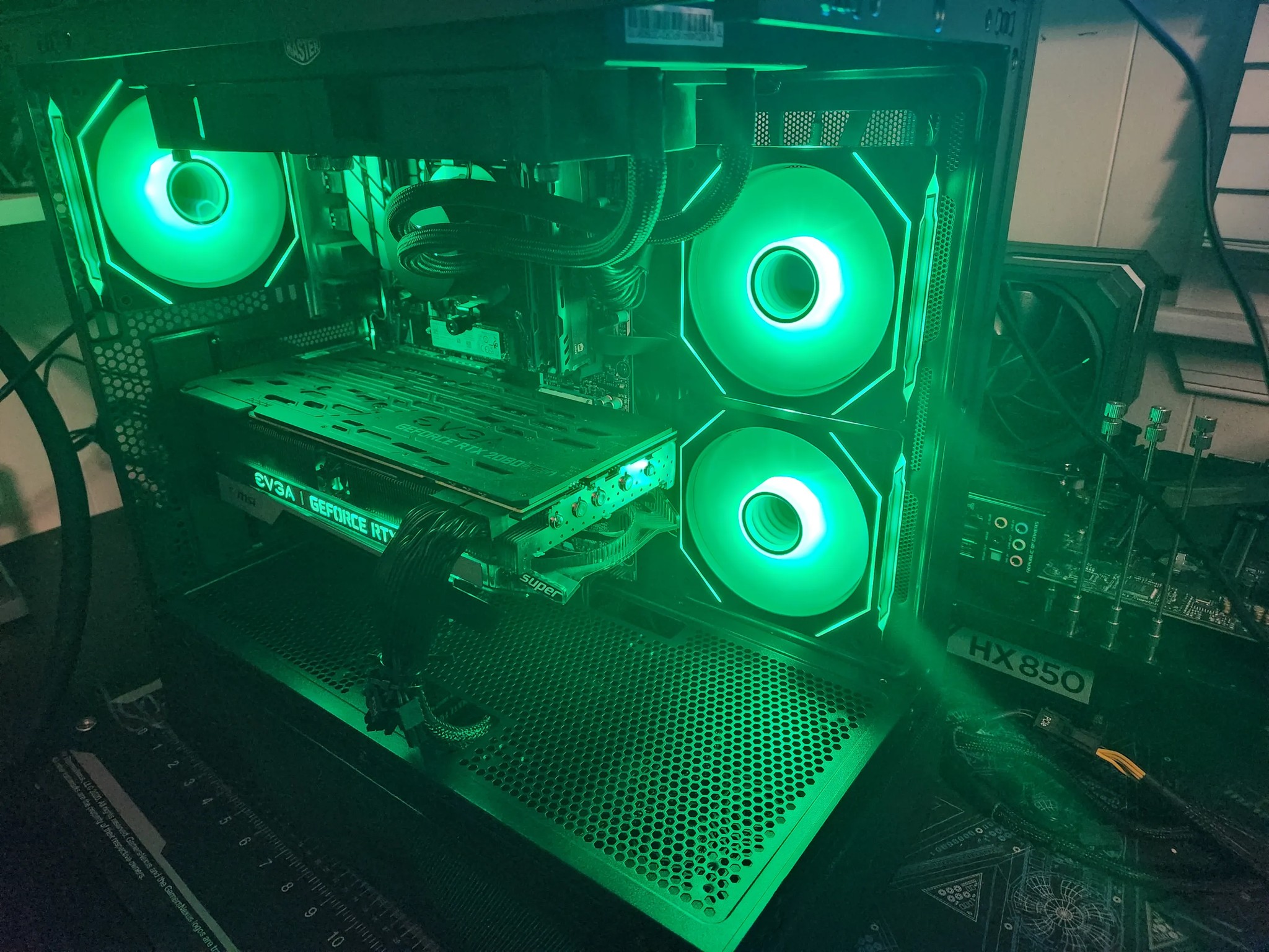 Budget 1440p Gaming pc! RTX 2080 super/ Ryzen 7 2700X
