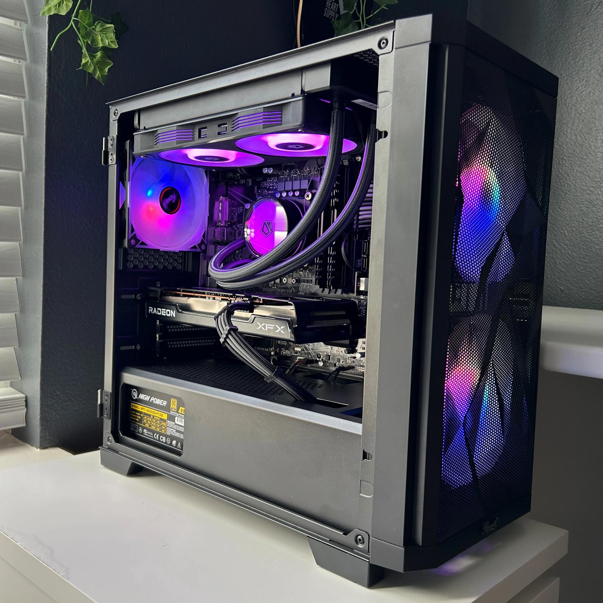 Compact RGB Gaming PC | RX 6600 // i5 10400f