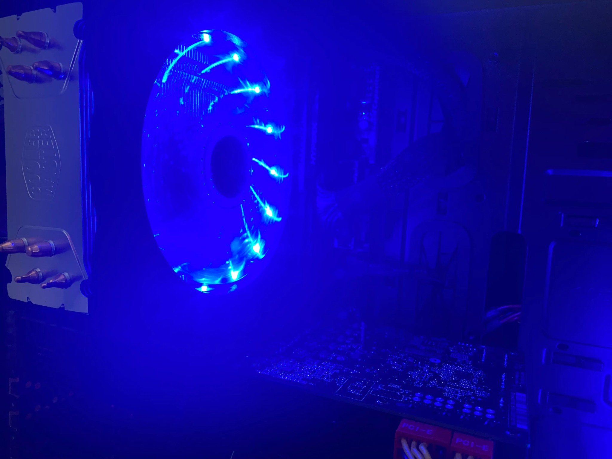 Custom PC GTX 580 AMD Athlon 860K