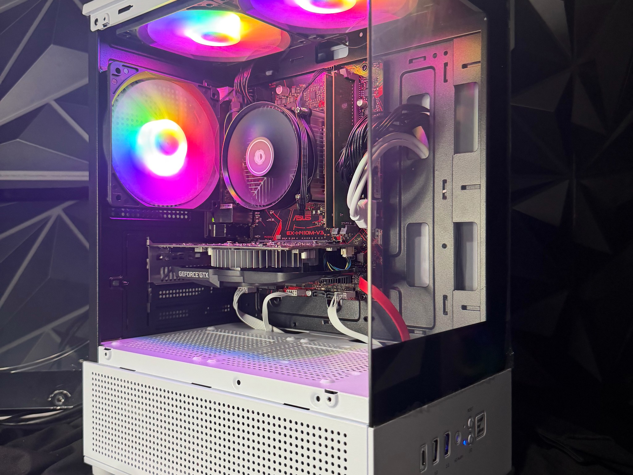 💸💪 THE BUDGET BRO 💪💸i5 10500T| GTX 1650 4GB| 16 GB DDR4| 500GB SSD| 650W PSU