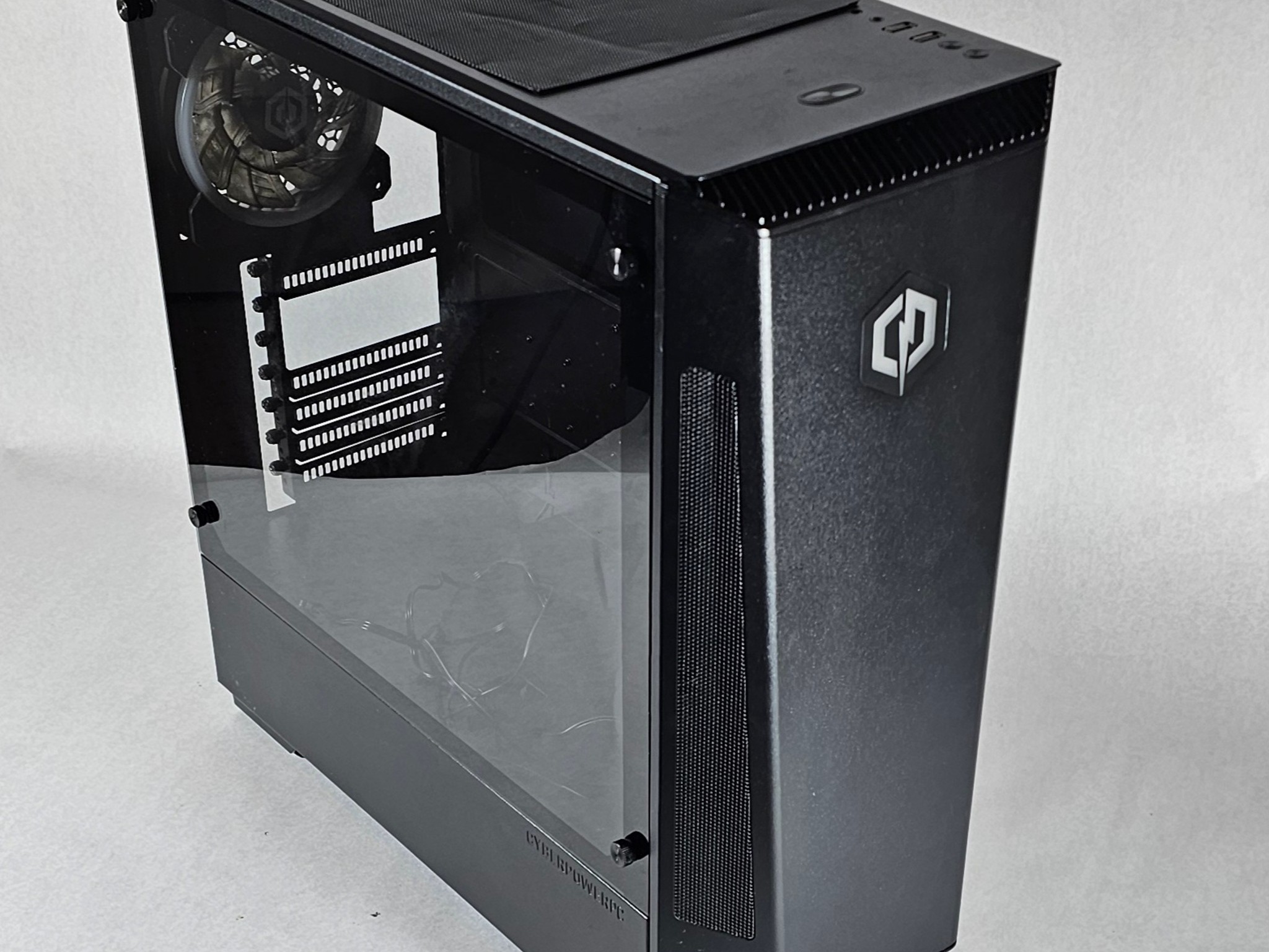 CyberPowerPC Gamer Xtreme Mid-Tower ATX PC Case w\ Tempered Glass