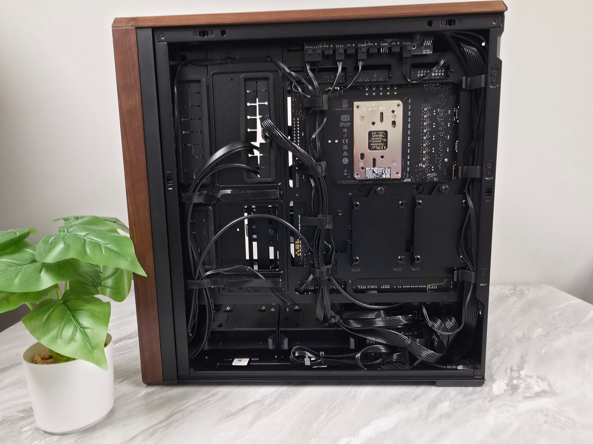 AI \ Engineer Workstation \ 4K 1400p Gaming PC Computer (MSI RX 7900xtx, Ryzen 9 7900X, 64GB DDR5)
