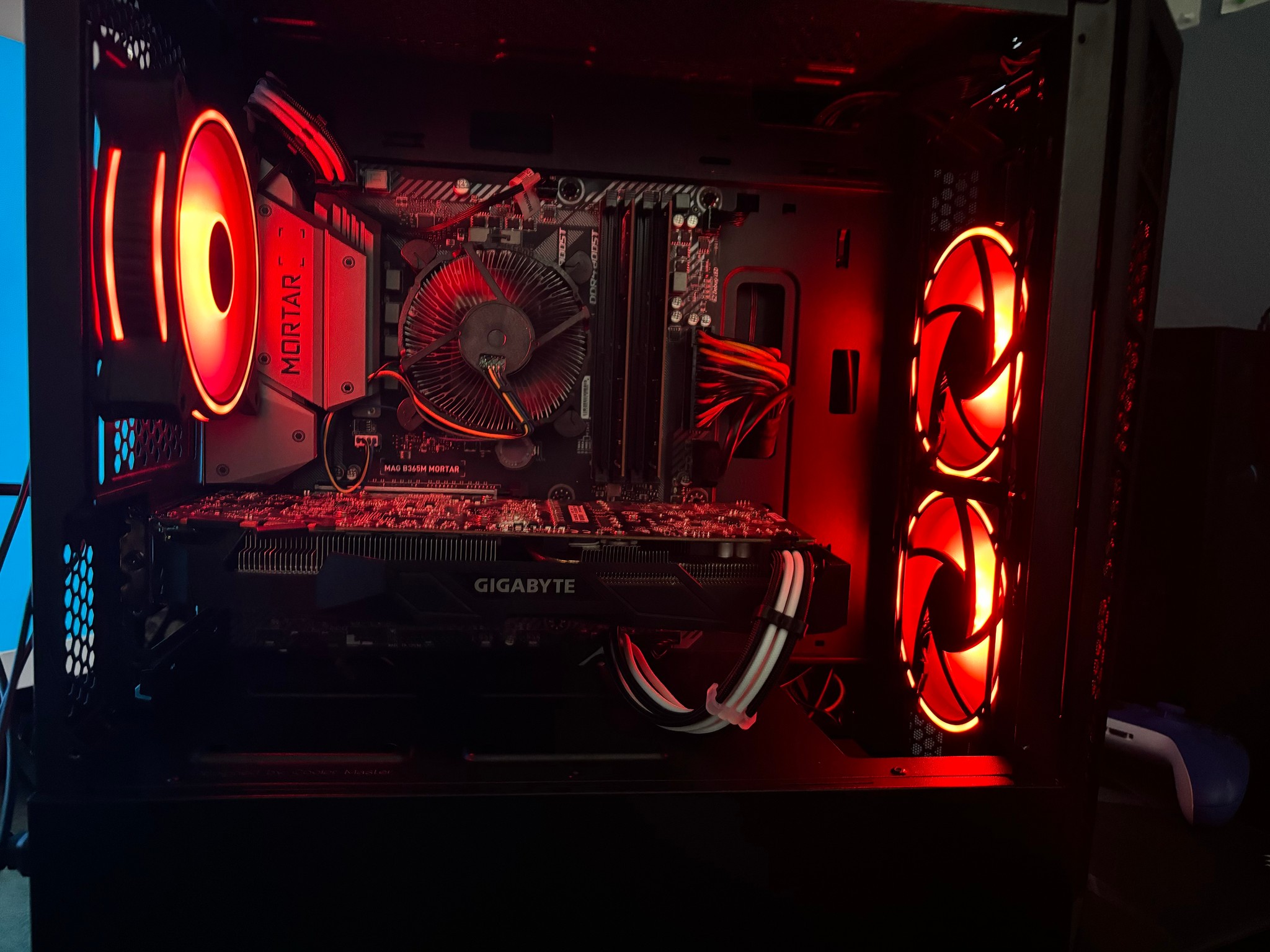 🌹 CRIMSON 🌹 GTX 1070 | i5 9400f | Gaming PC