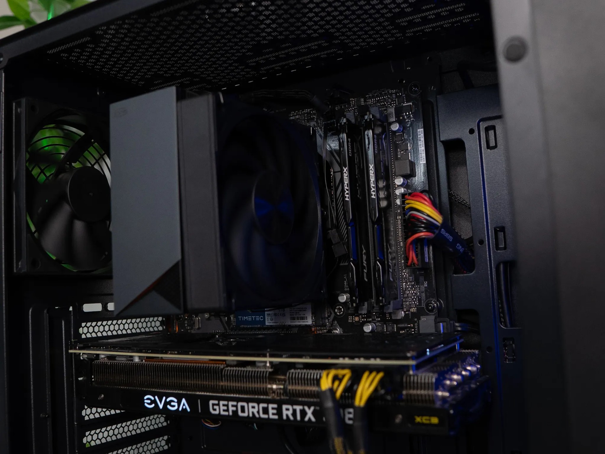 🟣⛈️ | EVGA RTX 3080 10GB | RYZEN 7 5700G | 32GB DDR4 RAM | 1TB NVME + 1TB HDD | Amethyst Guardian