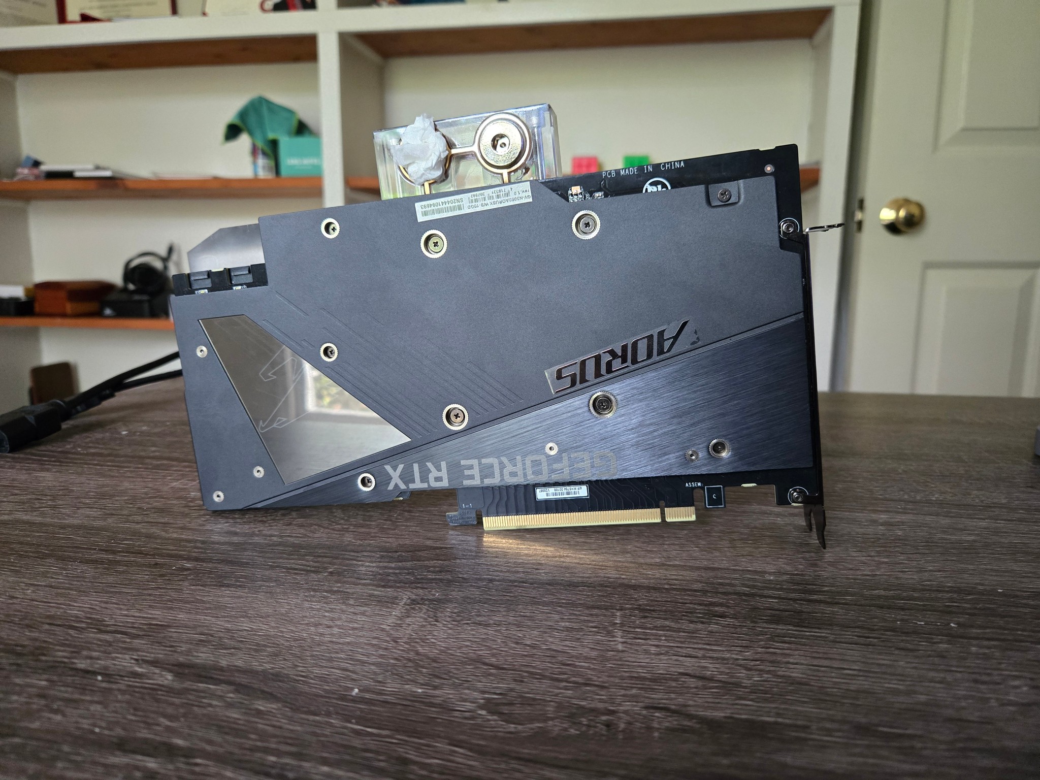 Gigabyte Aorus Xtreme Waterforce RTX 3080 10GB !!Needs custom loop!!