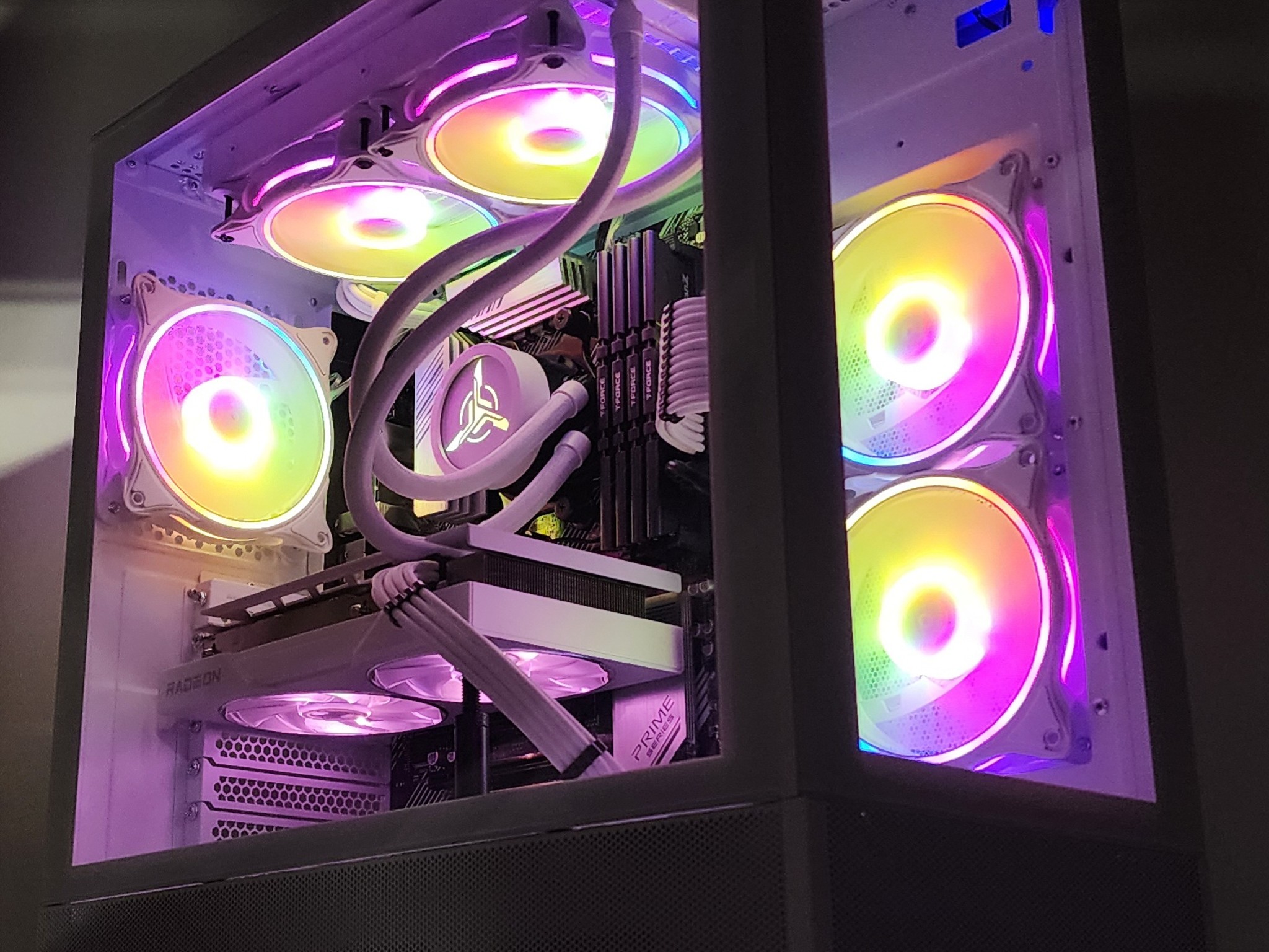 Gaming PC Ryzen 5 5500 32GB RAM 1TB SSD RX 6650 XT 8GB Windows 11 Computer