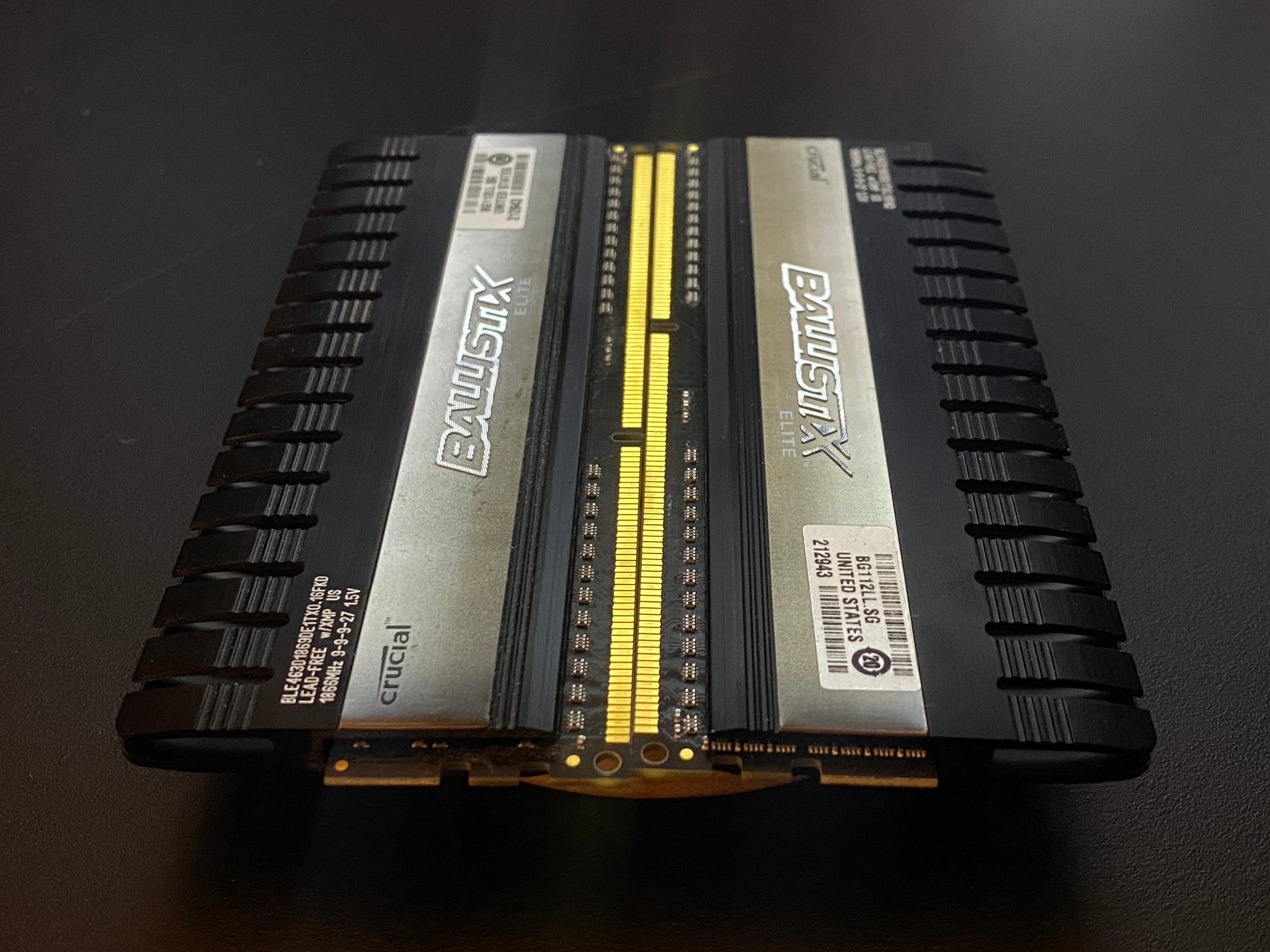 Crucial Ballistix Elite DDR3-1866 (PC3-14900) — 2× sticks, desktop DIMMs