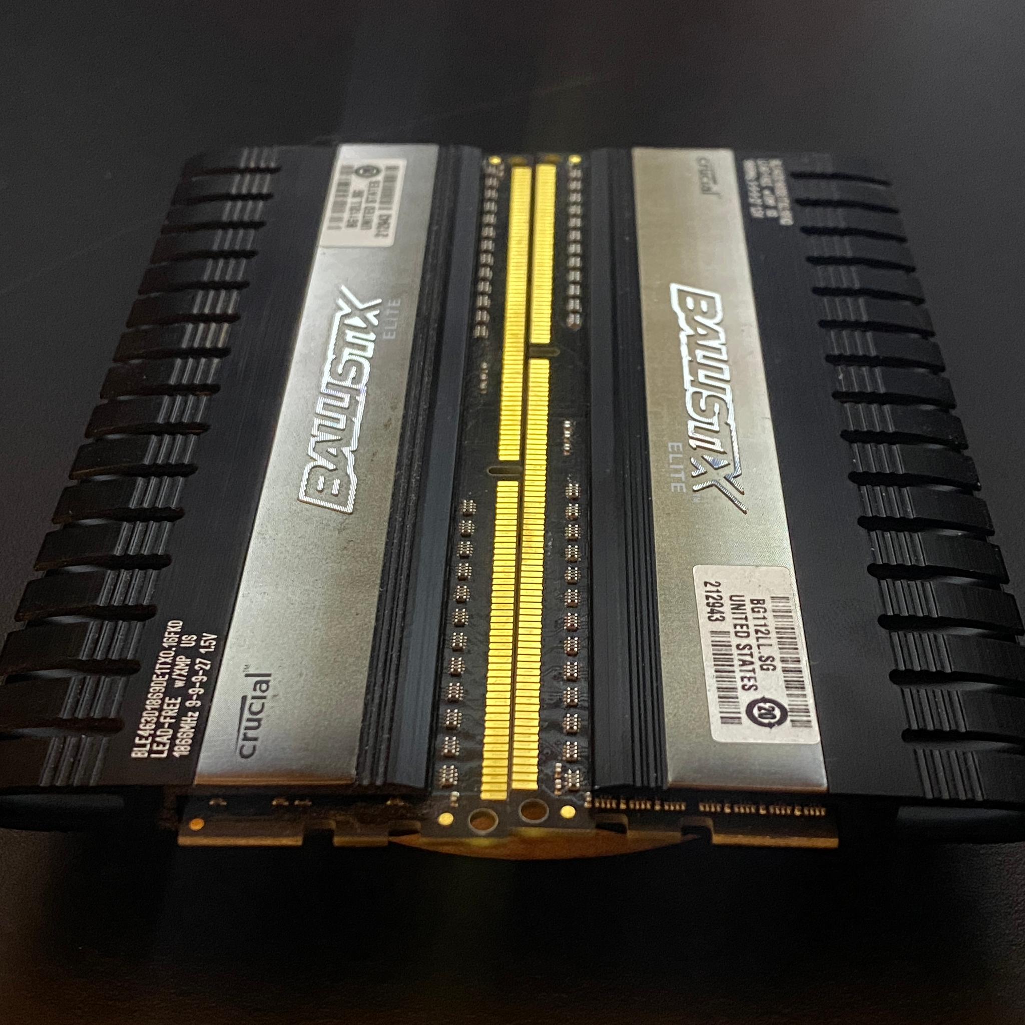 Crucial Ballistix Elite DDR3-1866 (PC3-14900) — 2× sticks, desktop DIMMs