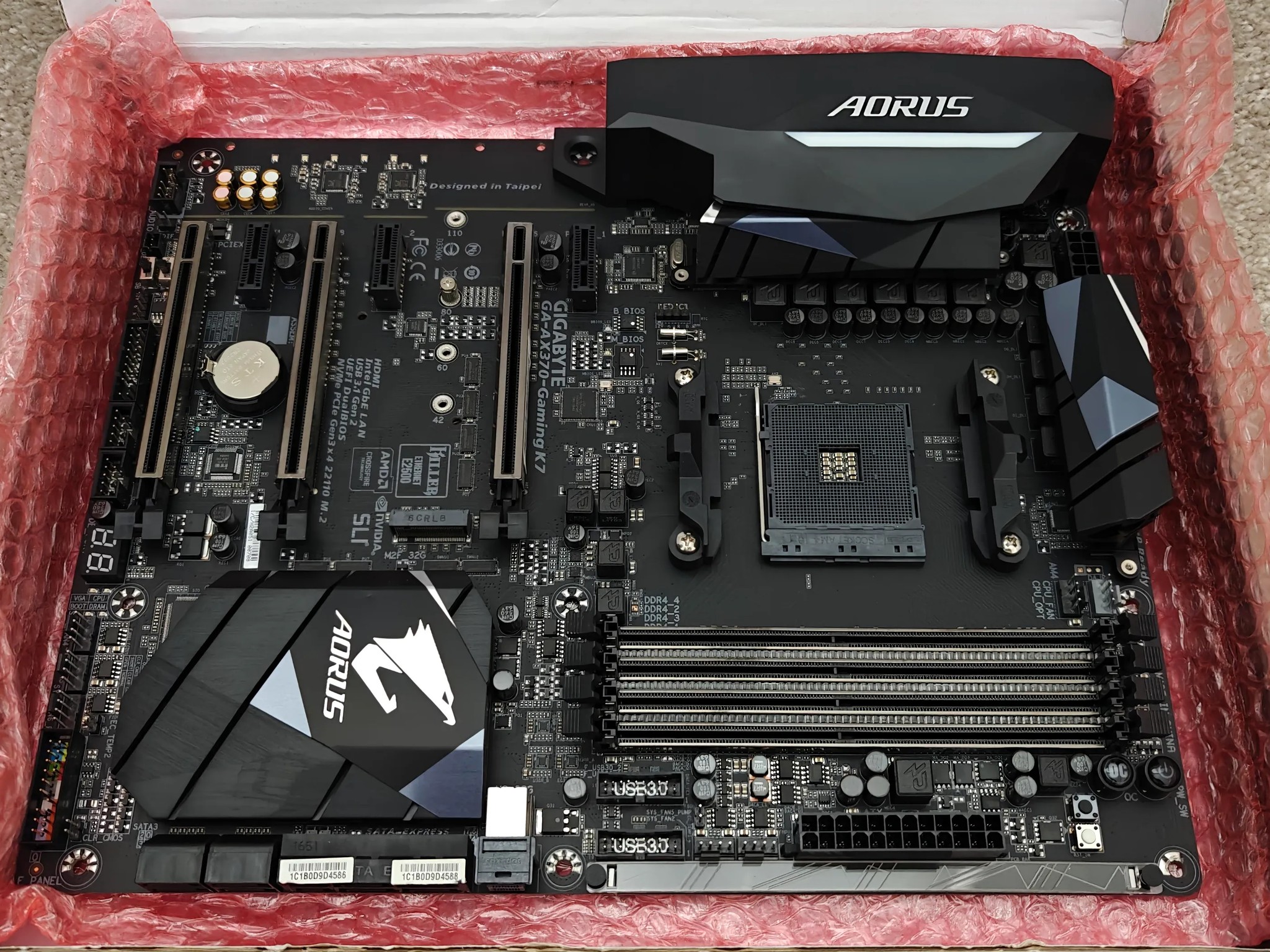 Gigabyte AORUS GA-AX370-Gaming K7 Motherboard Bundle