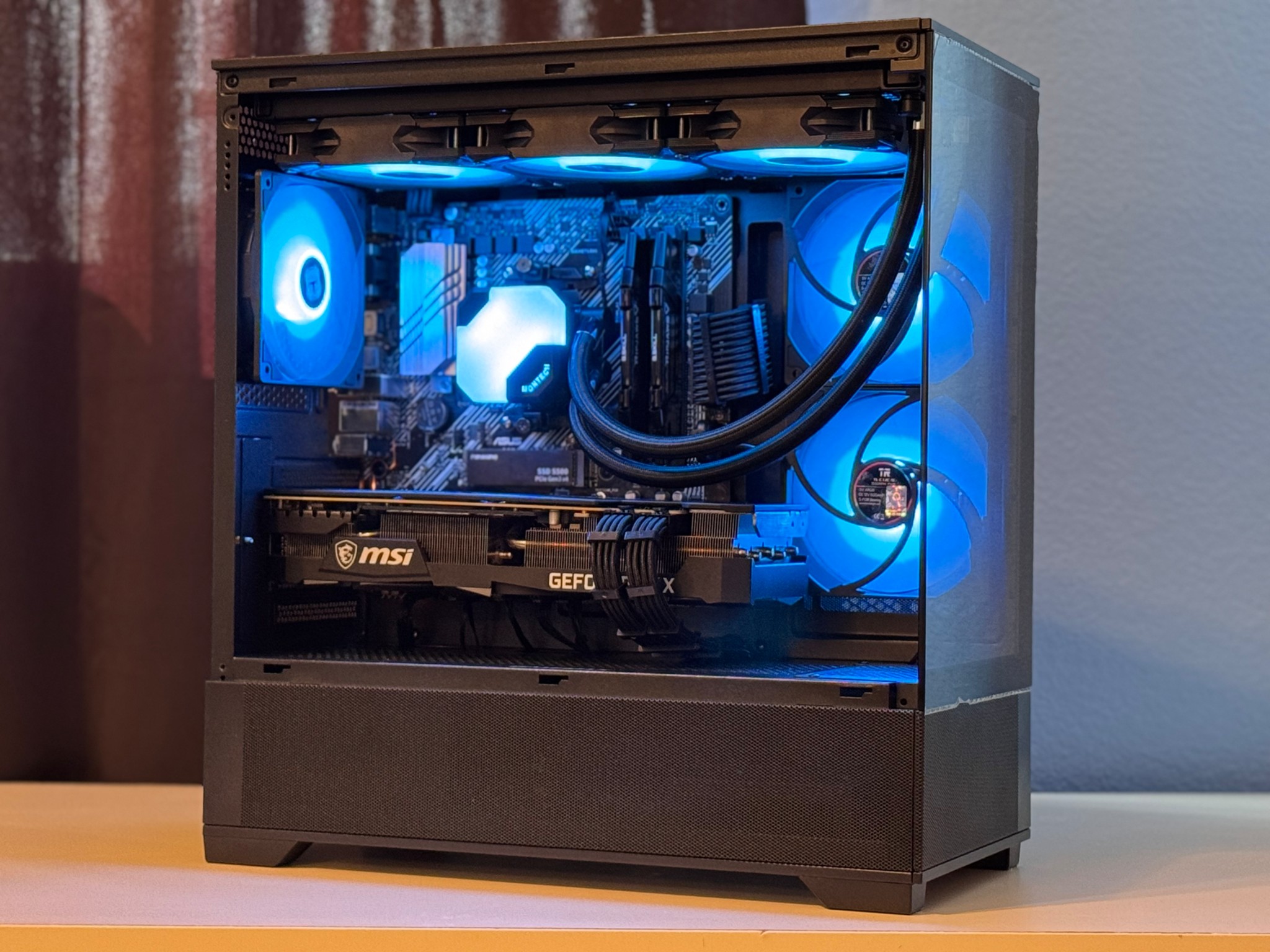 🕹️Pro Gamer🕹️ Ryzen 7 3800X | RTX 3080 10GB | 32GB Ram 3200mhz | 1TB nVME SSD | Win11 Pro + Wifi