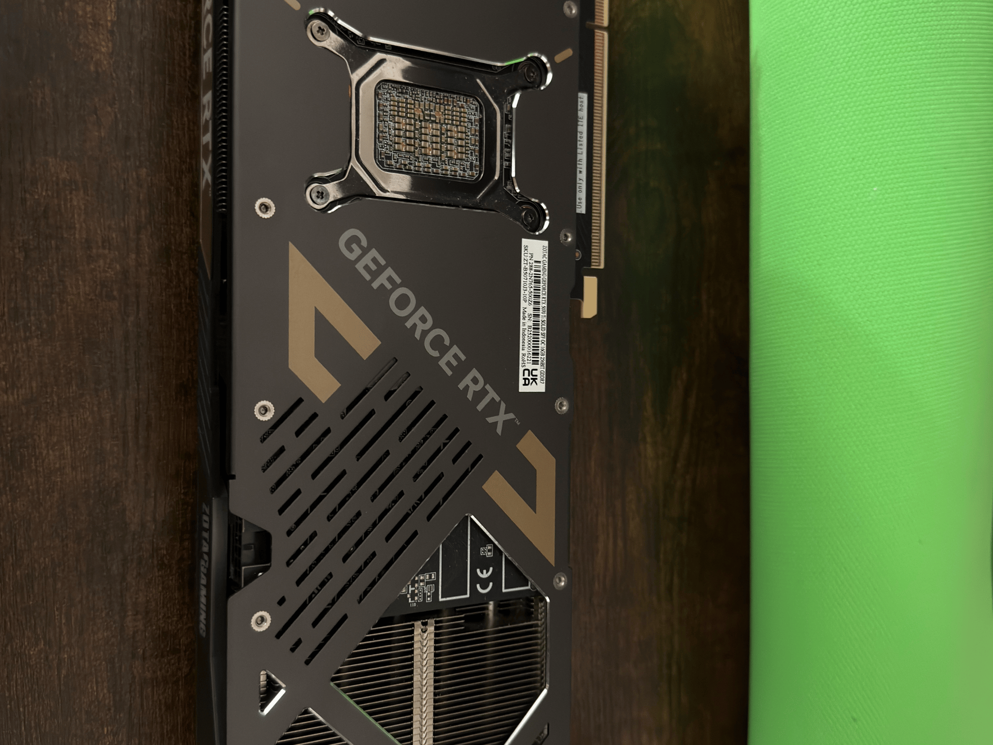 ZOTAC GAMING GeForce RTX 5070 Ti SOLID OC