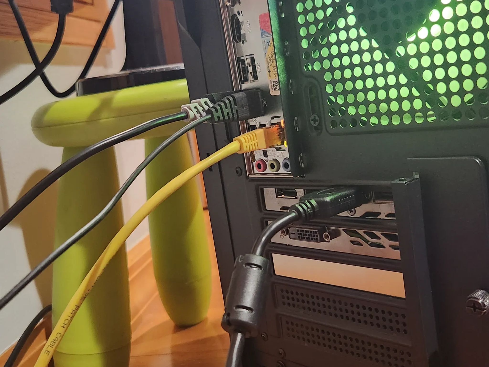 BUDGET GAMING PC GTX 1070 ti, i7 6700, 16GB RAM, 512GB SSD