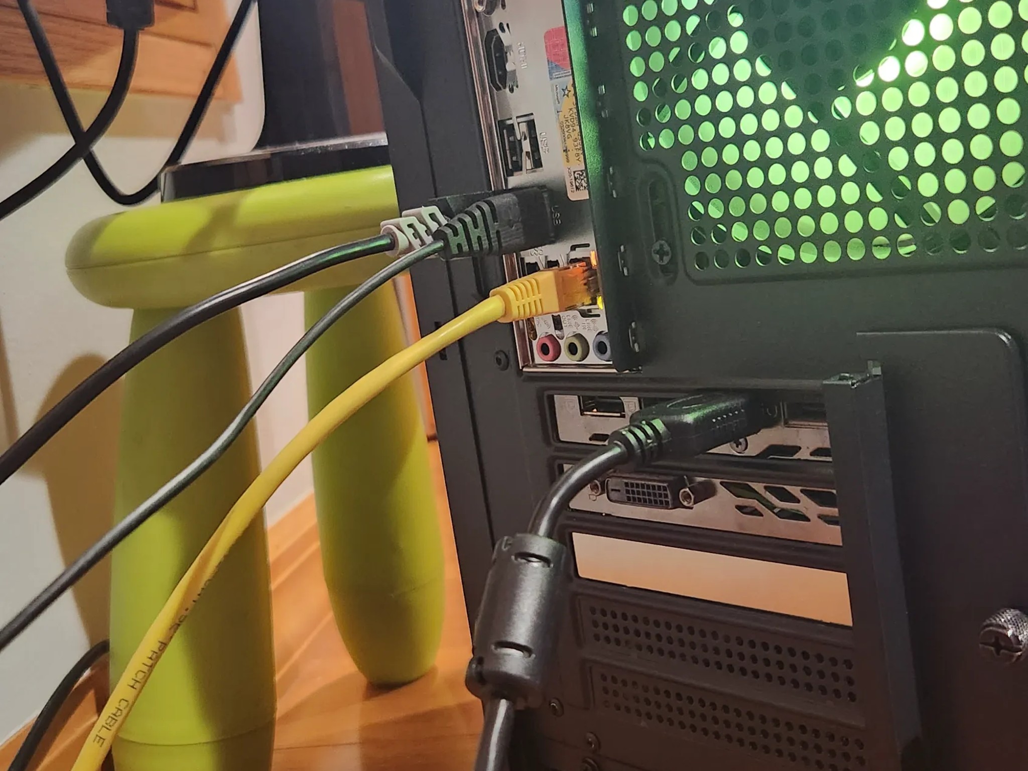 BUDGET GAMING PC GTX 1070 ti, i7 6700, 16GB RAM, 512GB SSD