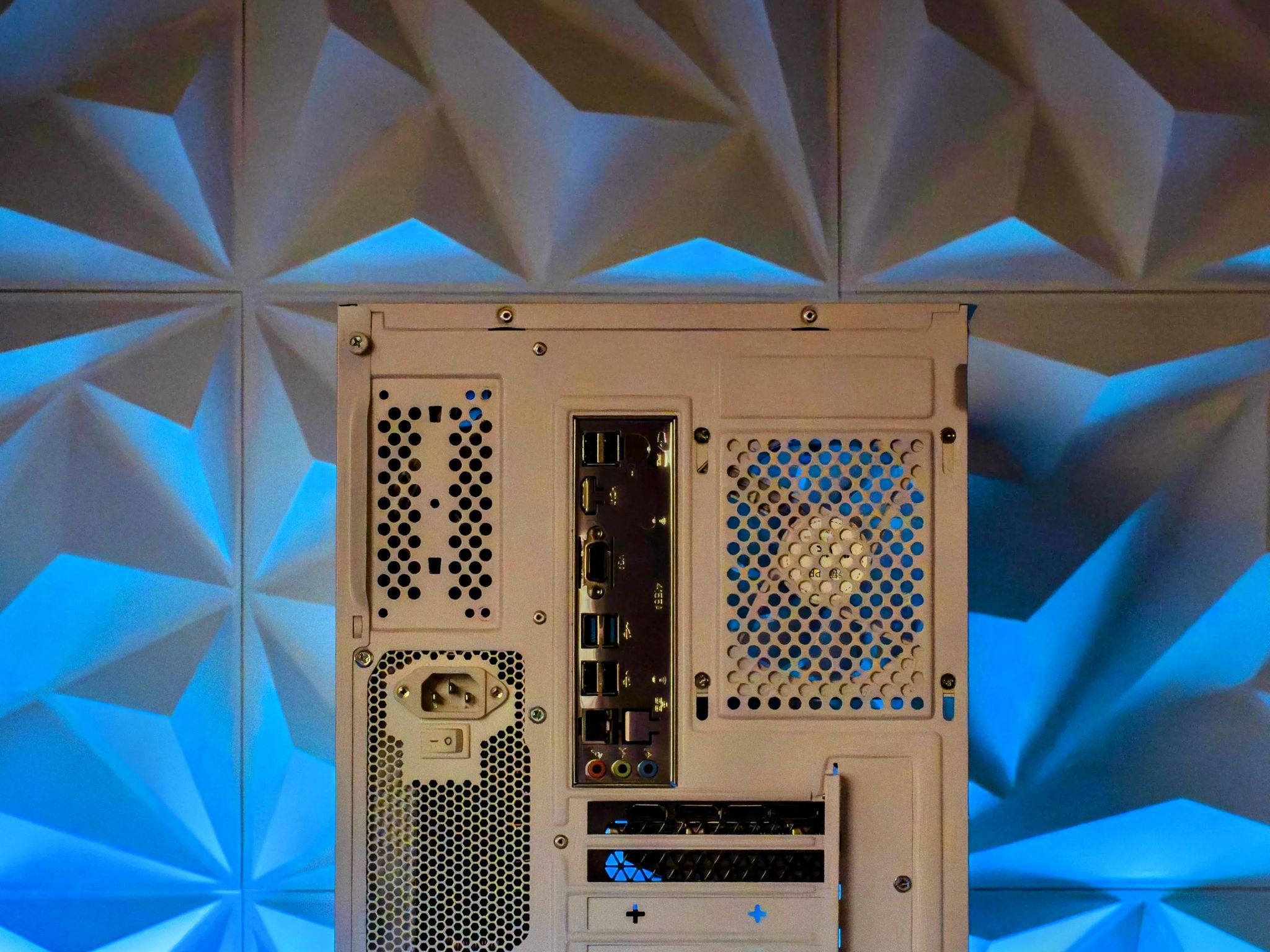 🧊 Polar Pixel - Liquid Cooled | Ryzen 5 5600 | RTX 3070 | 16GB RAM | 1TB NVMe | Wi-Fi