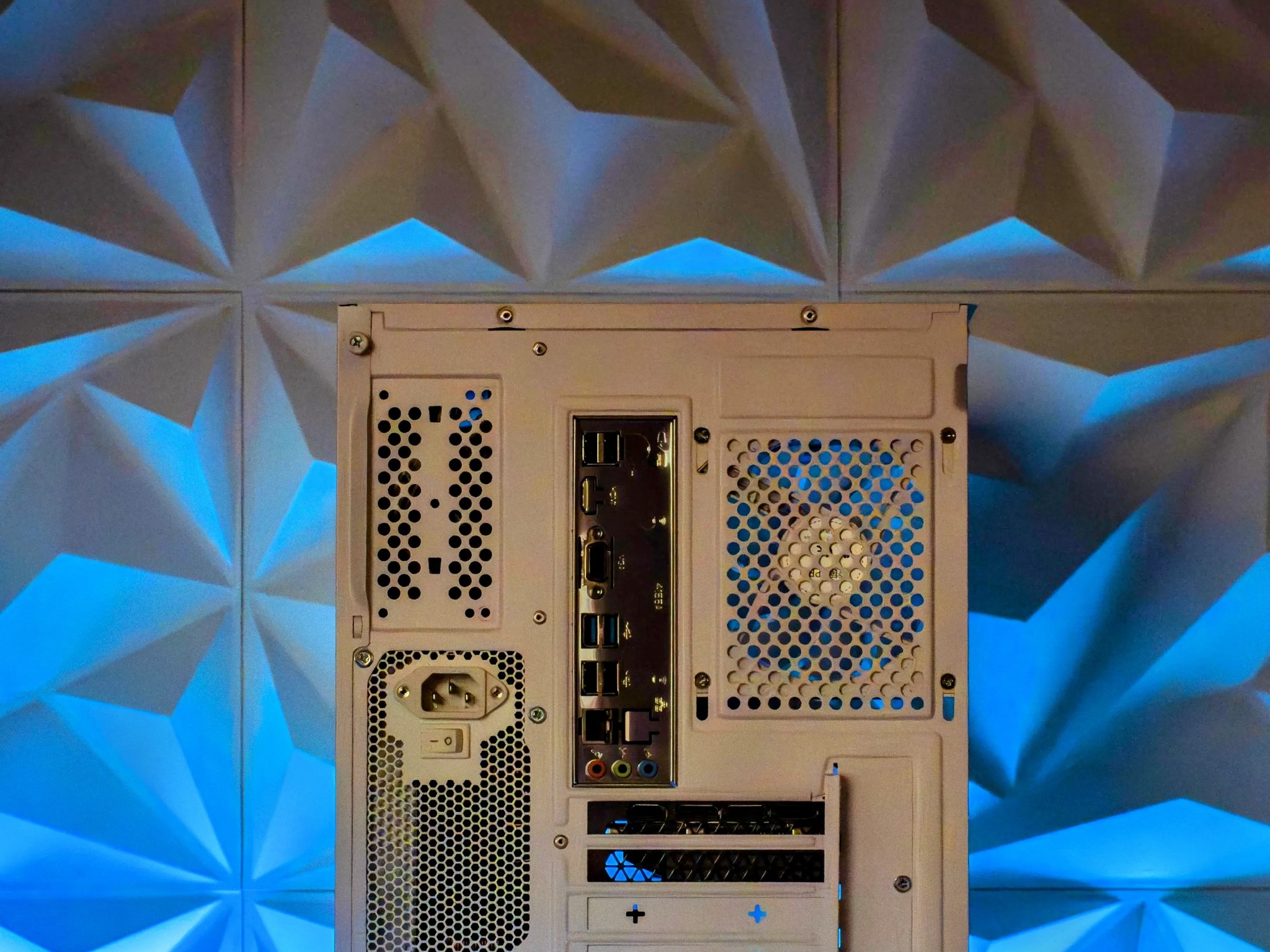 🧊 Polar Pixel - Liquid Cooled | Ryzen 5 5600 | RTX 3070 | 16GB RAM | 1TB NVMe | Wi-Fi