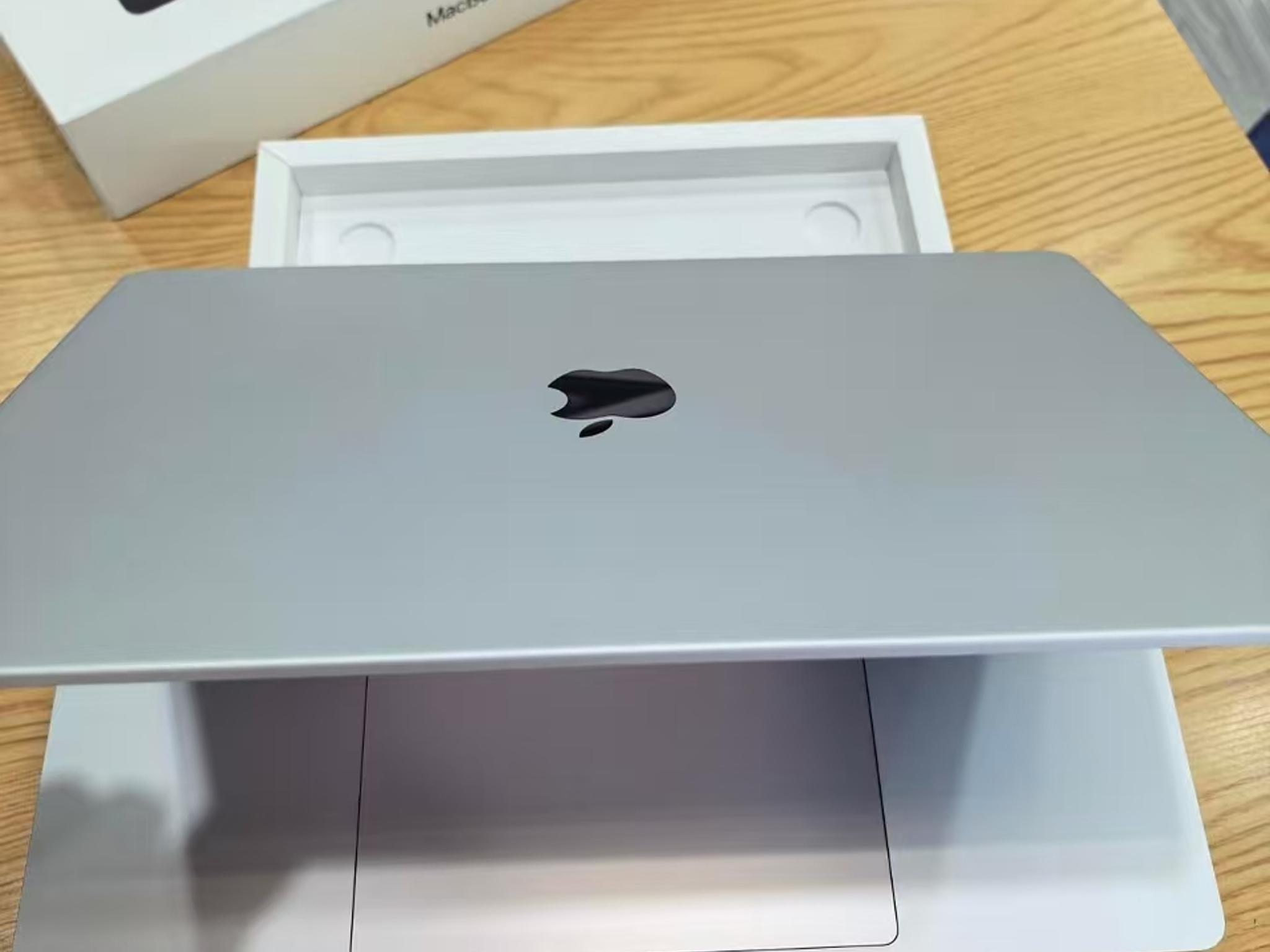 Apple MacBook Pro 16-inch M5 Pro 24GB 1TB SSD Silver – Nano-Texture Display