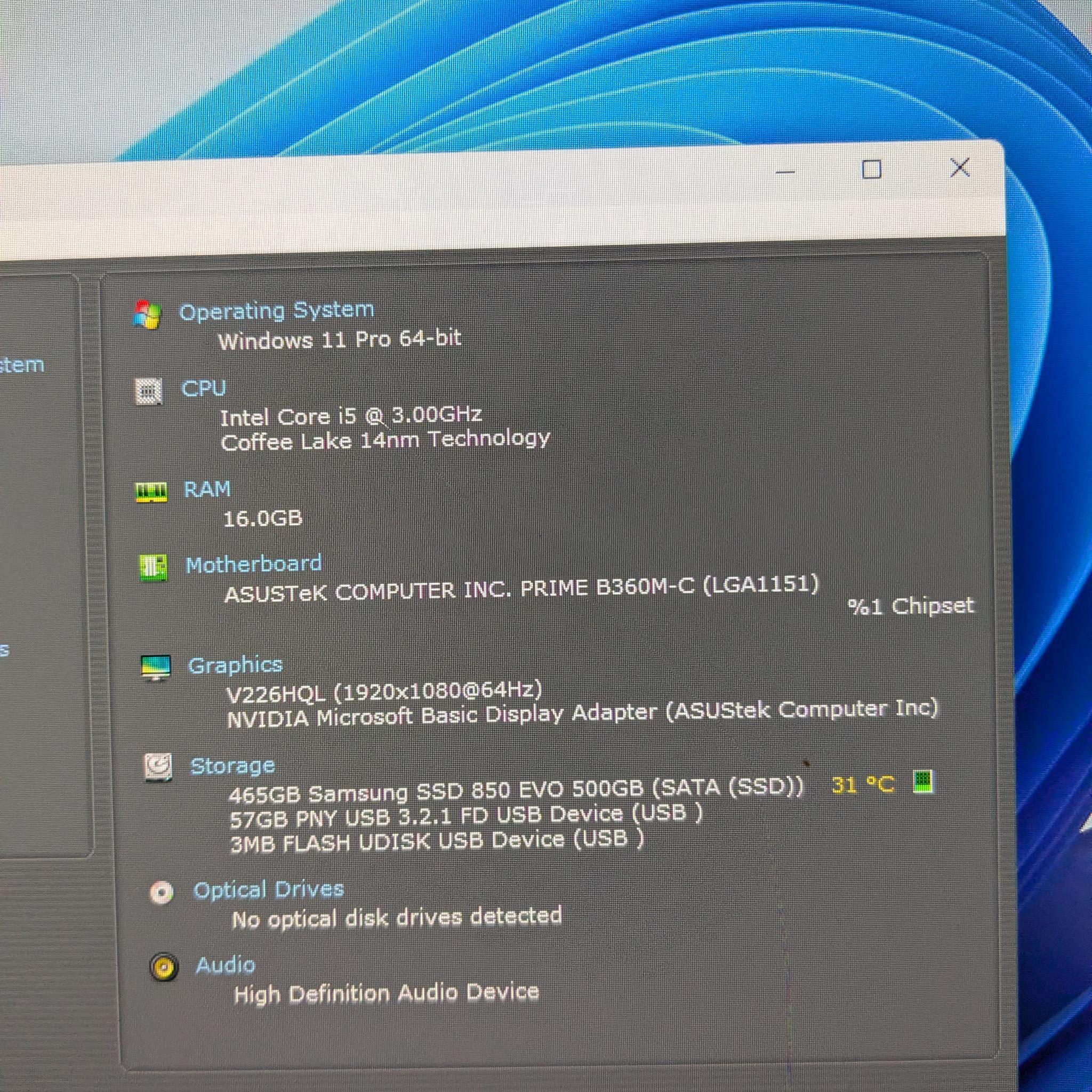 150 FPS Fortnite | i5-8600, RTX 3050 6GB, 16GB RAM, SSD, Win11, WiFi