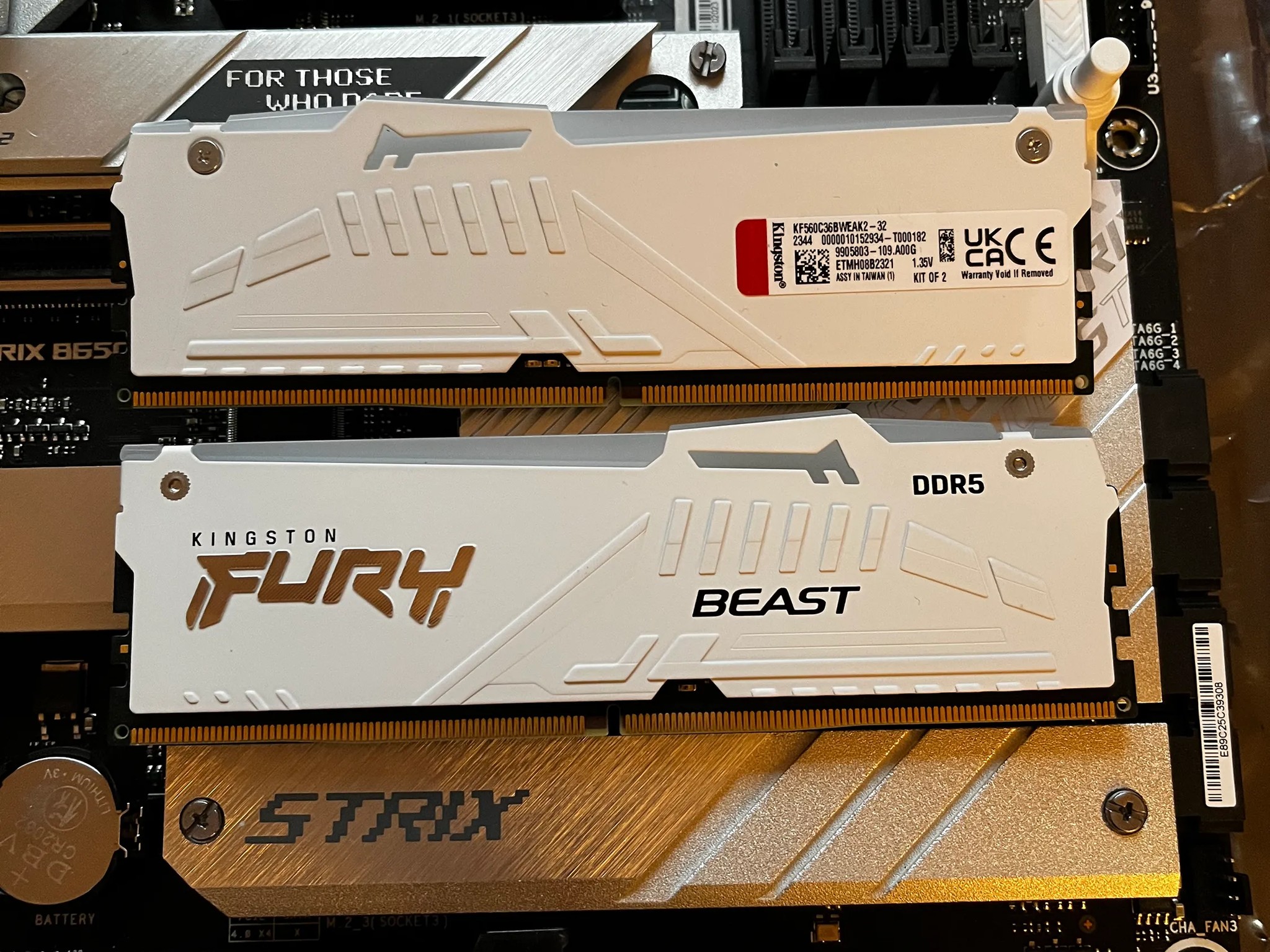 ROG STRIX B650-A GAMING WIFI & 32GB 2x16 DDR5 Kingston Fury Beast RAM Combo