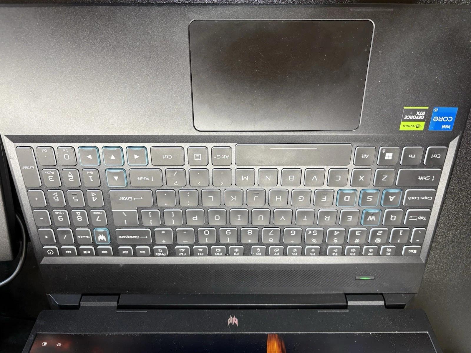 Acer Predator Helios Neo I5 13500HX | 4050 | 32GB Ram | 512GB SSD