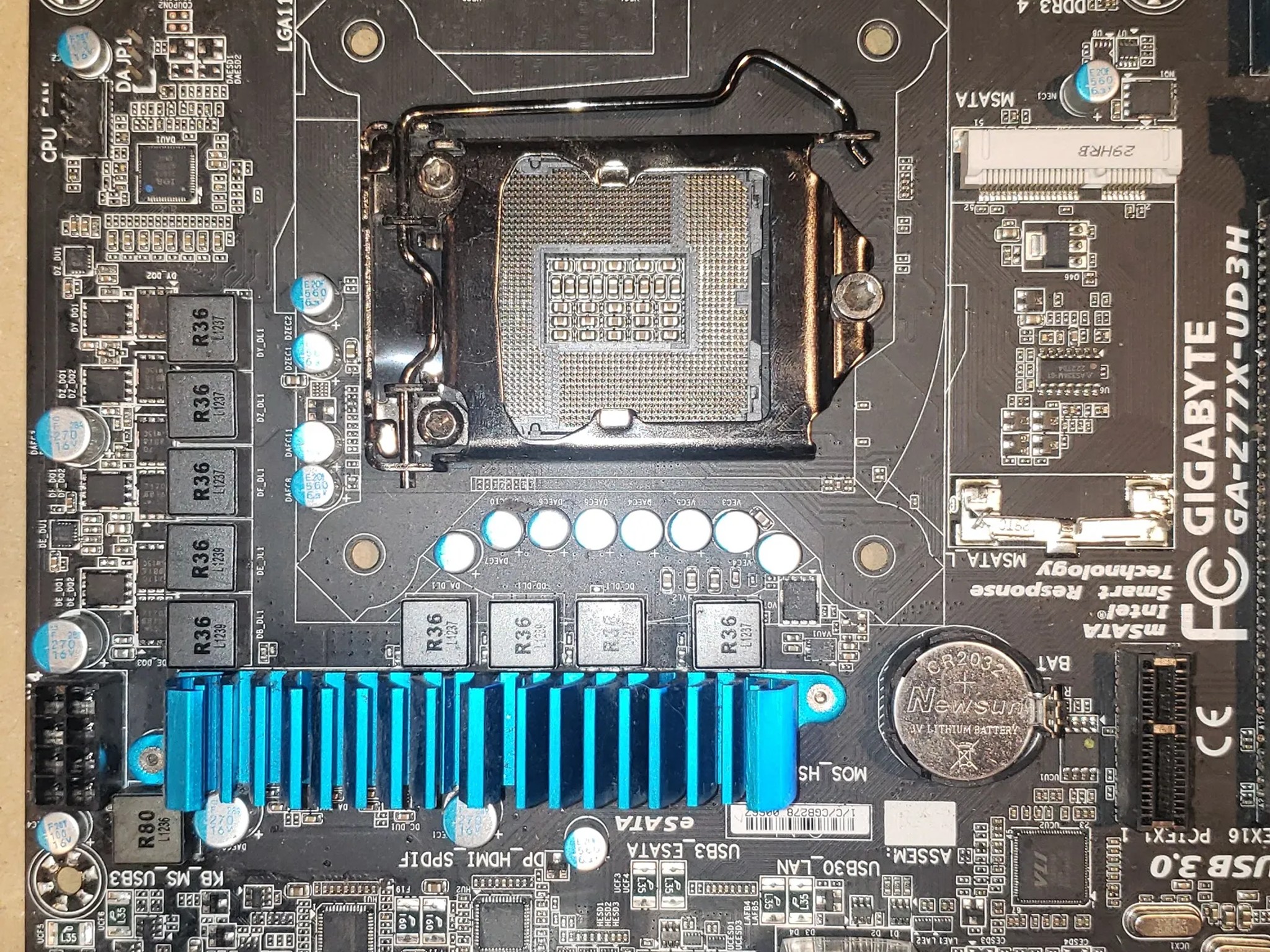 Gigabyte GA-Z77X-UD3H (rev. 1) LGA1155 (Tested and Working)
