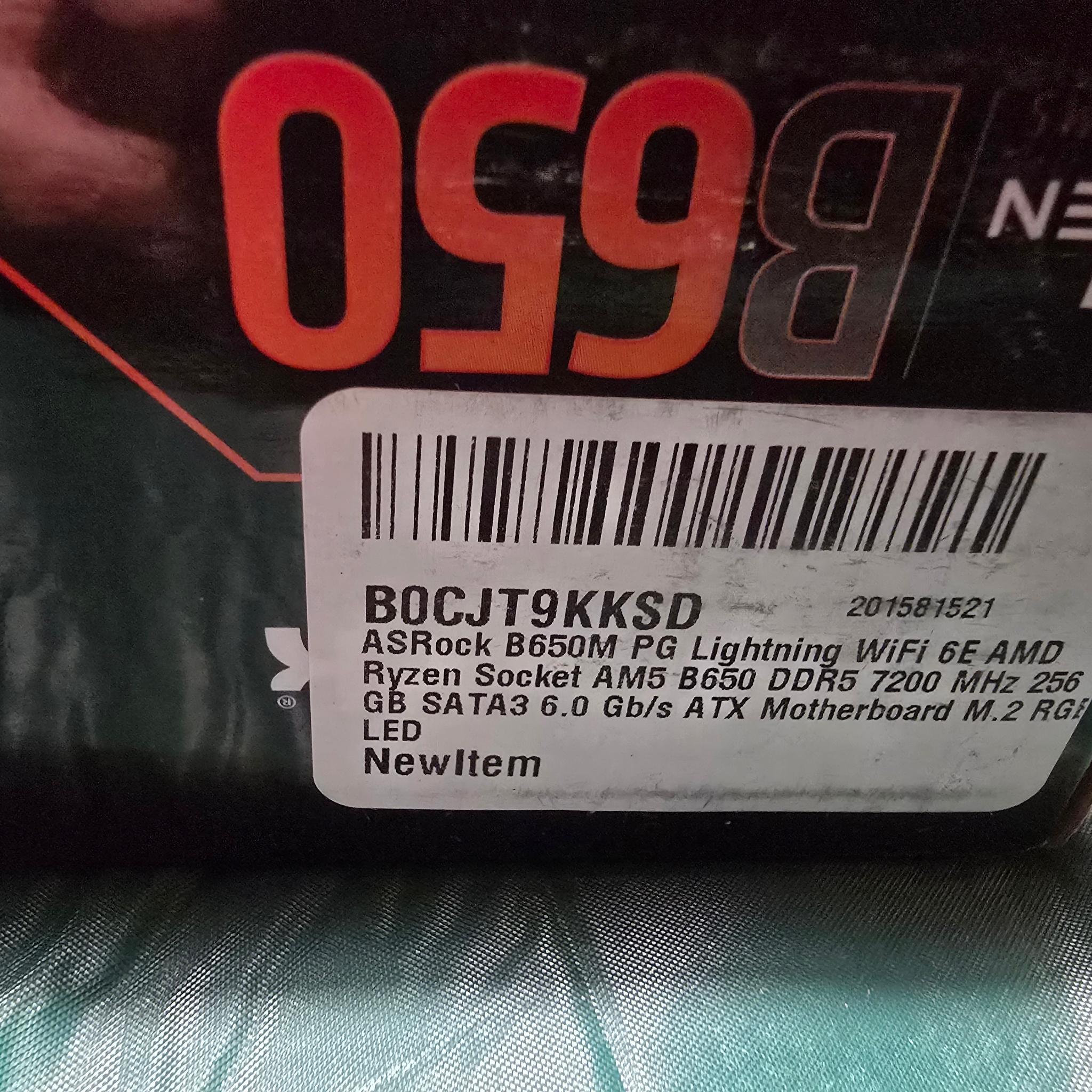 ASRock B650M PG Lightning WiFi 6E AMD Ryzen Socket AM5 SATA3 6.0 Gb/s ATX Motherboard M.2 RGB LED