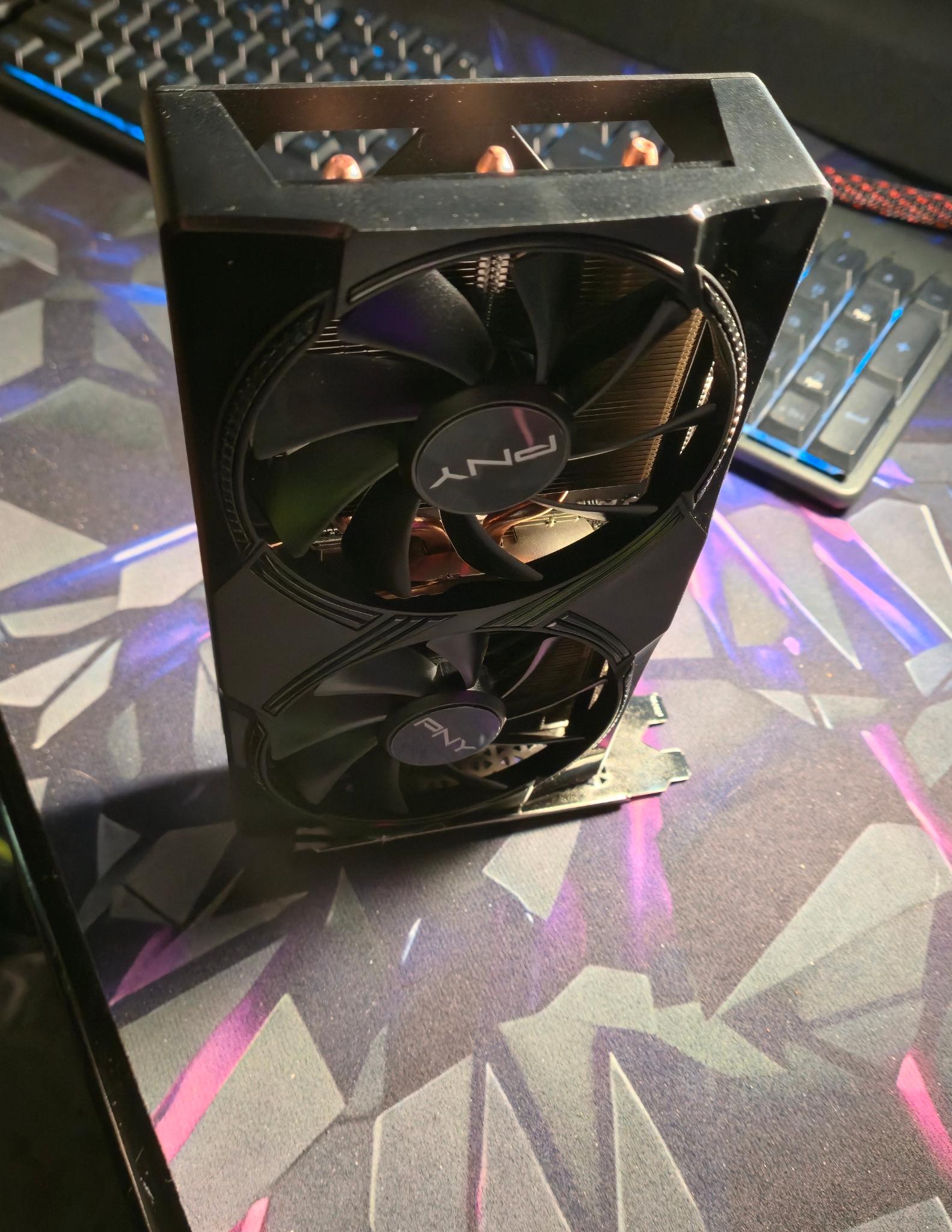 PNY GeForce RTX 5060 OC