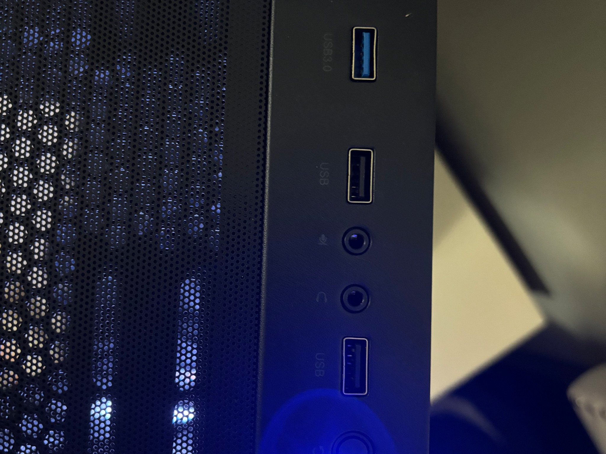 RTX 2080 | 3700X | 32GB RAM | 1TB NVMe