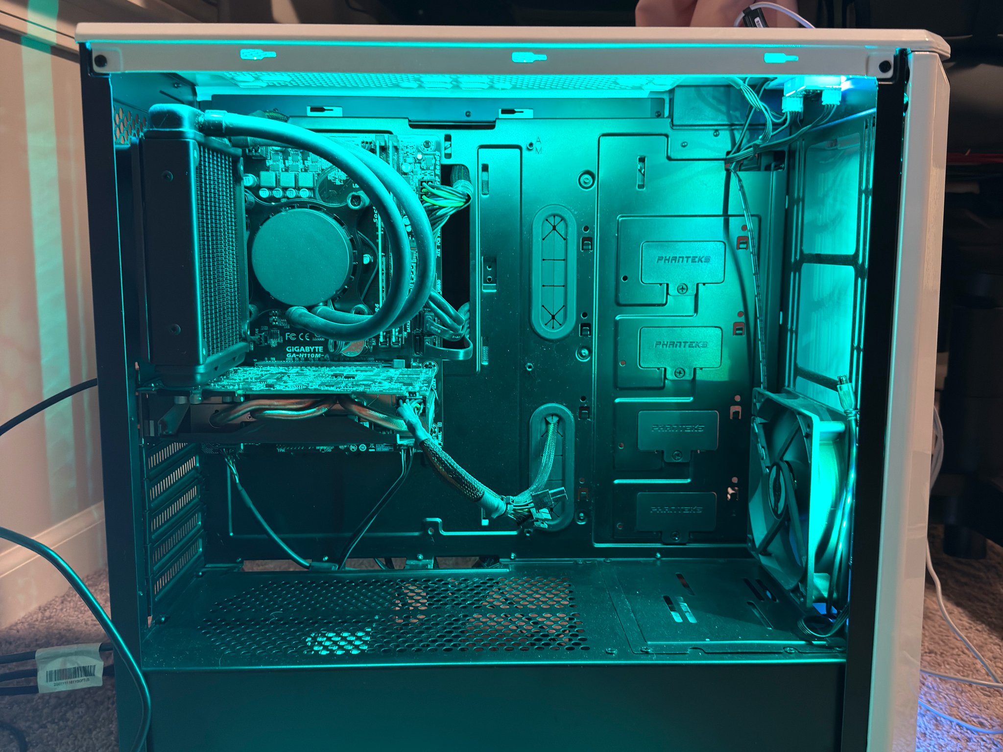 Used Gaming PC with RGB: built in 2017