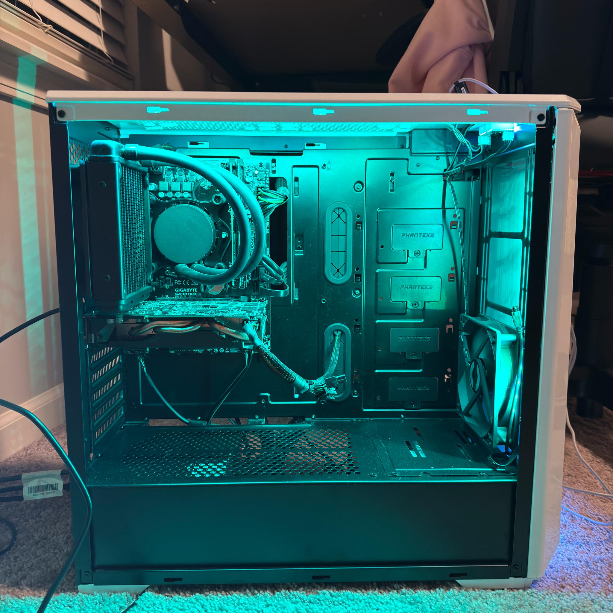 Used Gaming PC with RGB: built in 2017