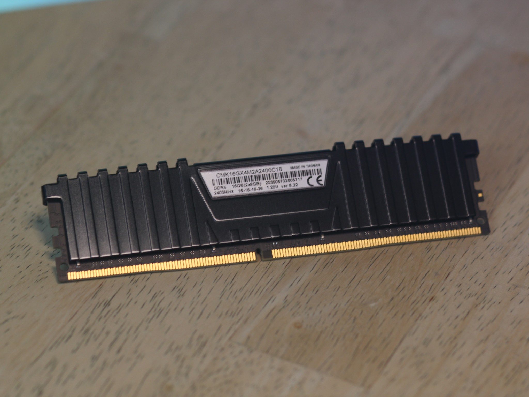 Corsair Vengeance LPX DDR4 (1x8GB) 2400MT/s CL16