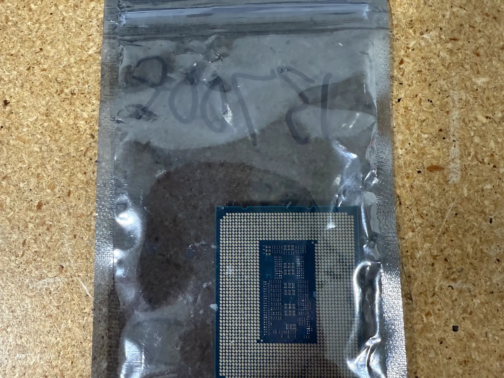 Intel® Core™ i7-13700F Desktop Processor 16 Cores