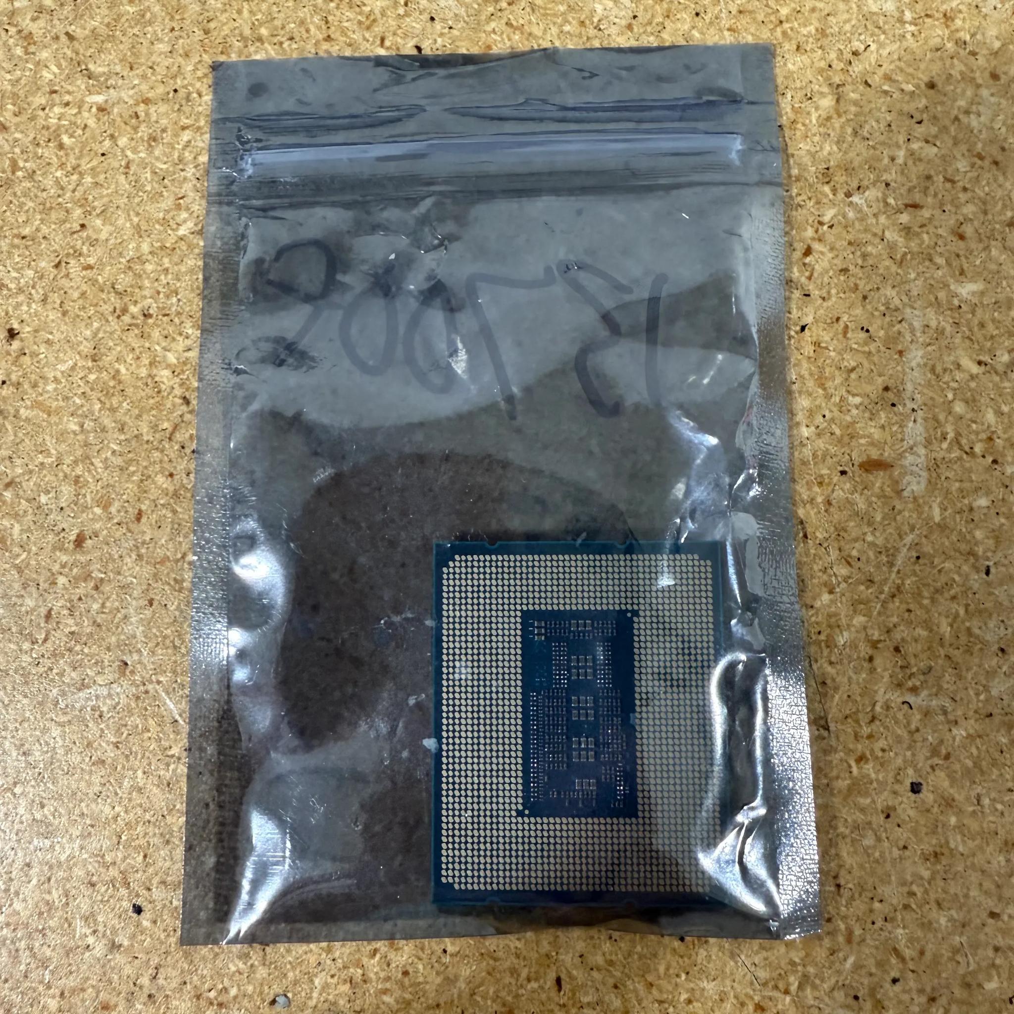 Intel® Core™ i7-13700F Desktop Processor 16 Cores
